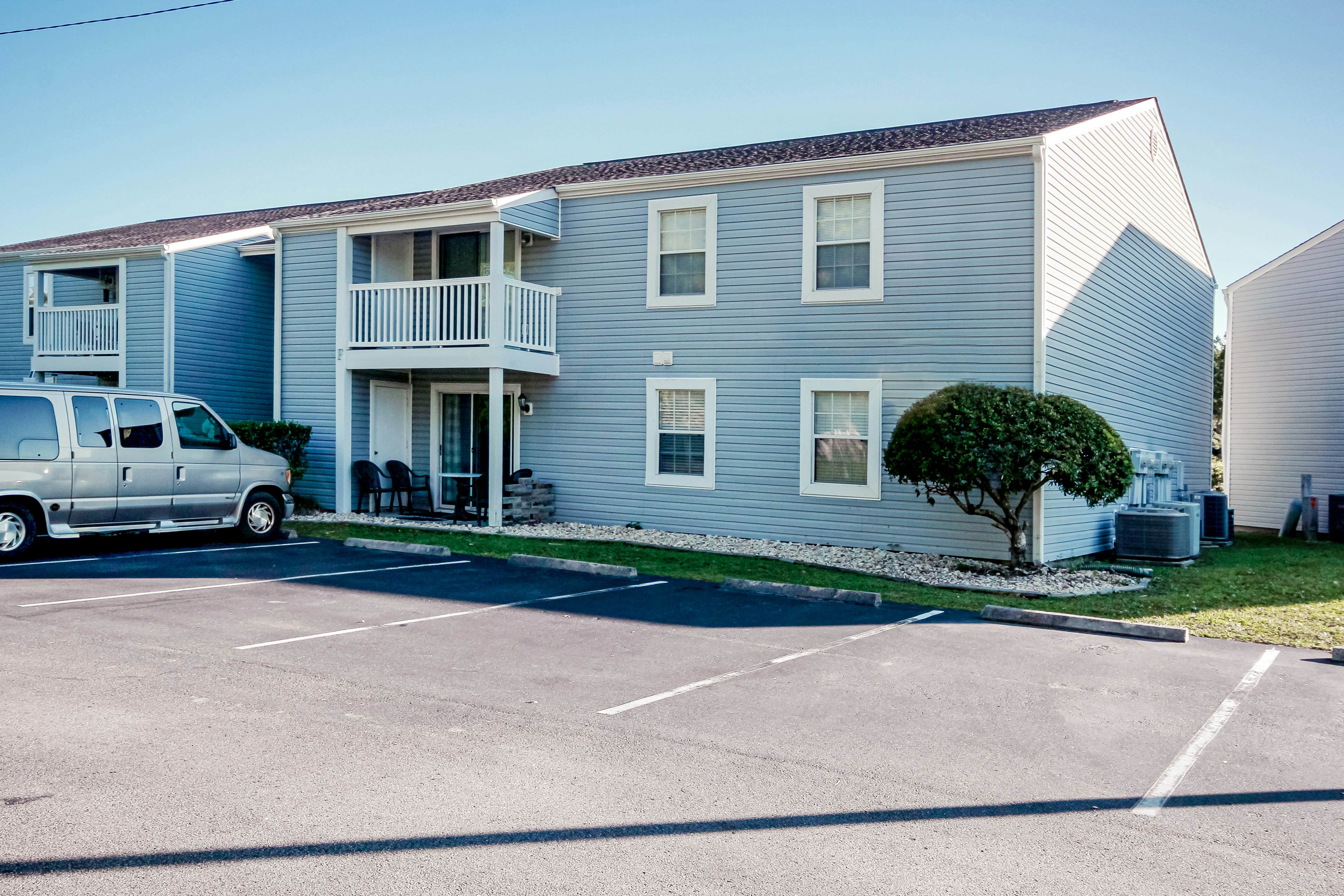 Retreat at Glenns Bay F202 2 BD Surfside Beach, SC Vacation Rental