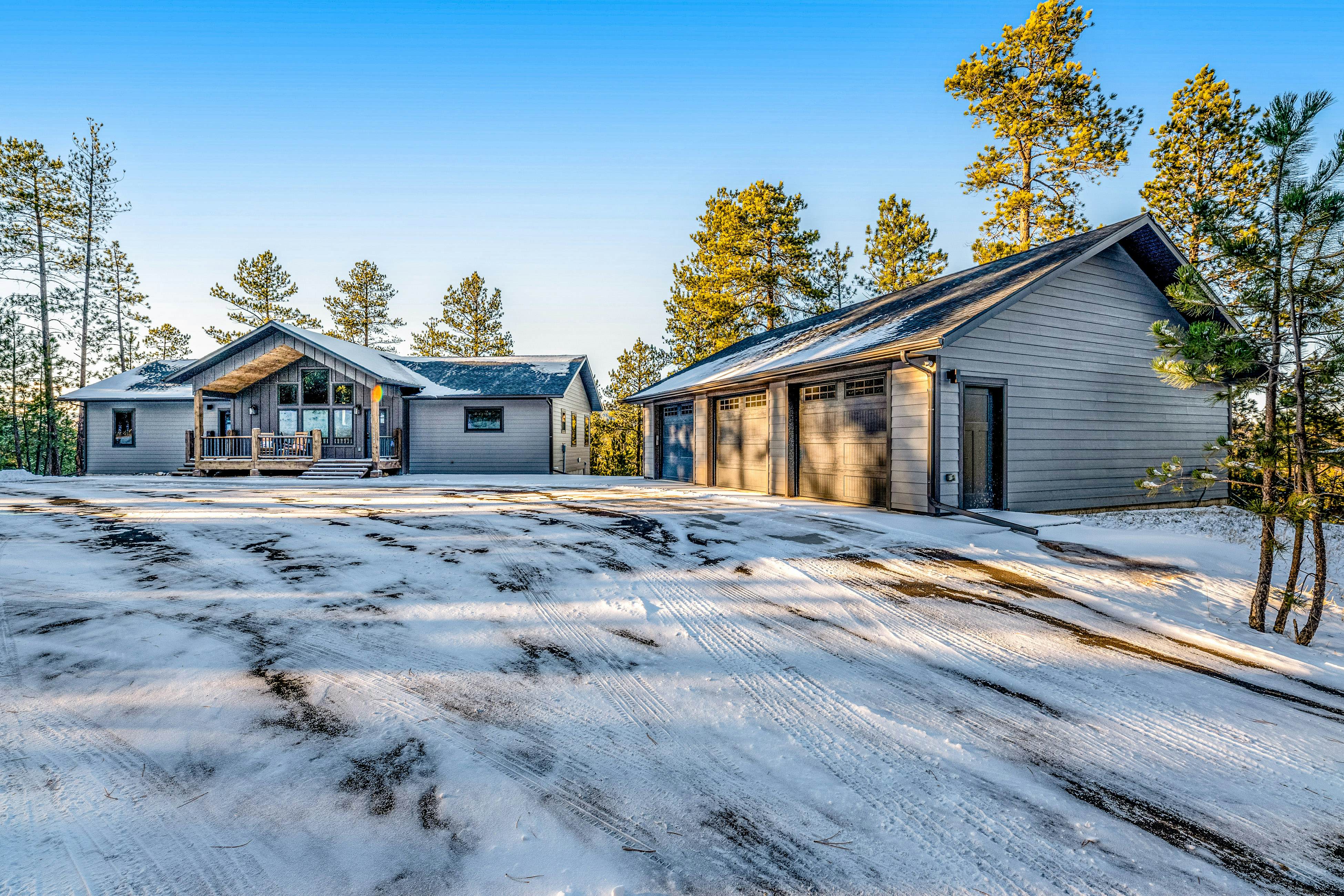 Pillar Peak Perch 5 BD Sturgis, SD Vacation Rental Vacasa