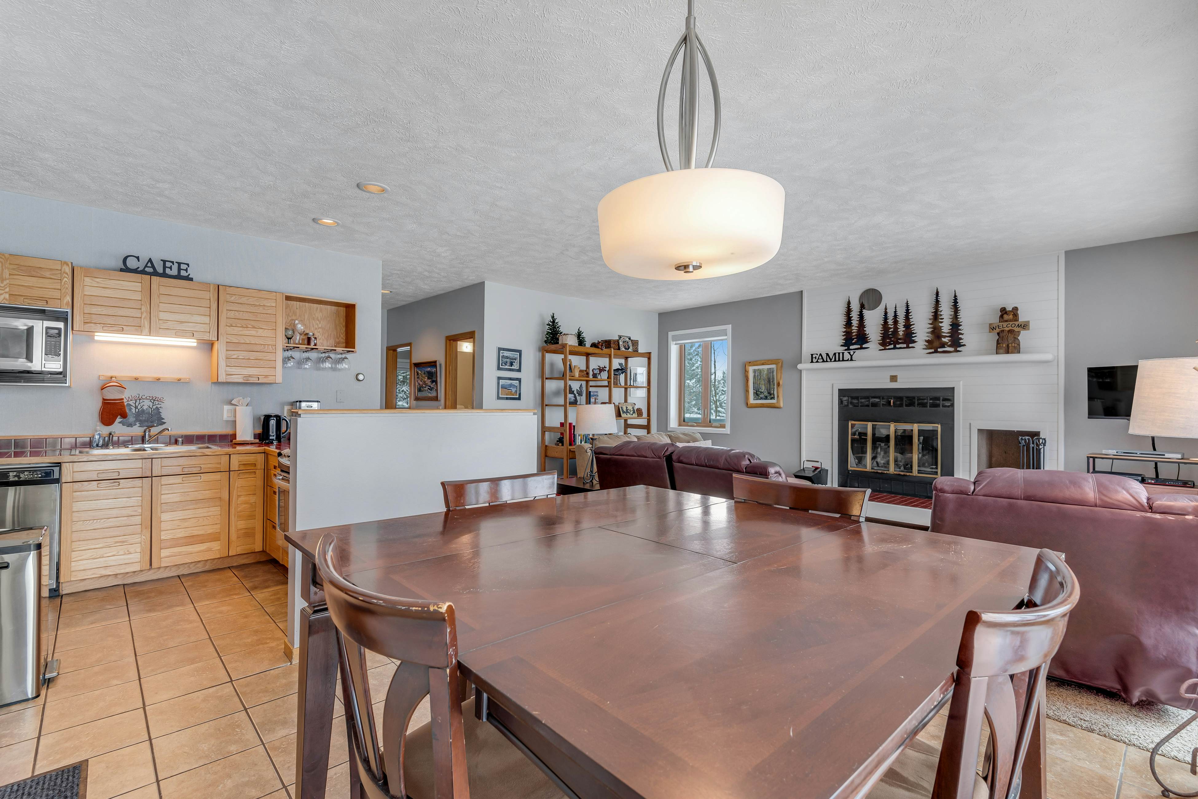 Timber Ridge Retreat