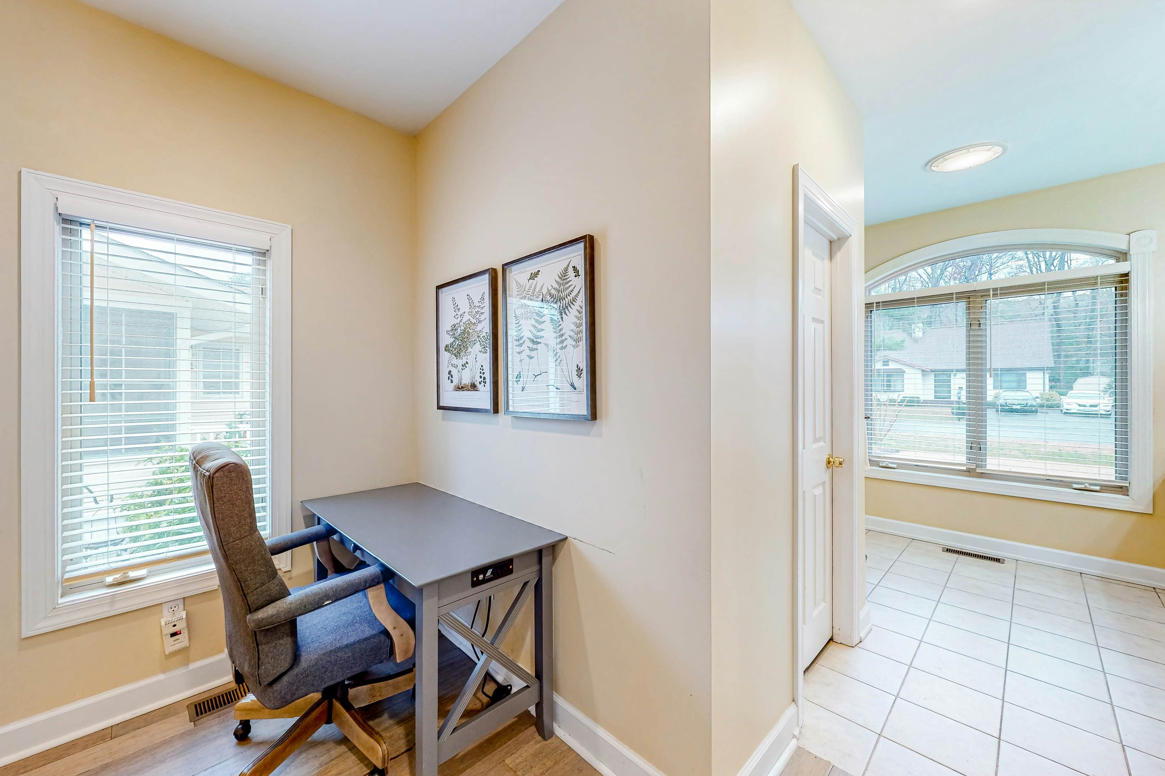 Turtle Shores-22 Boston