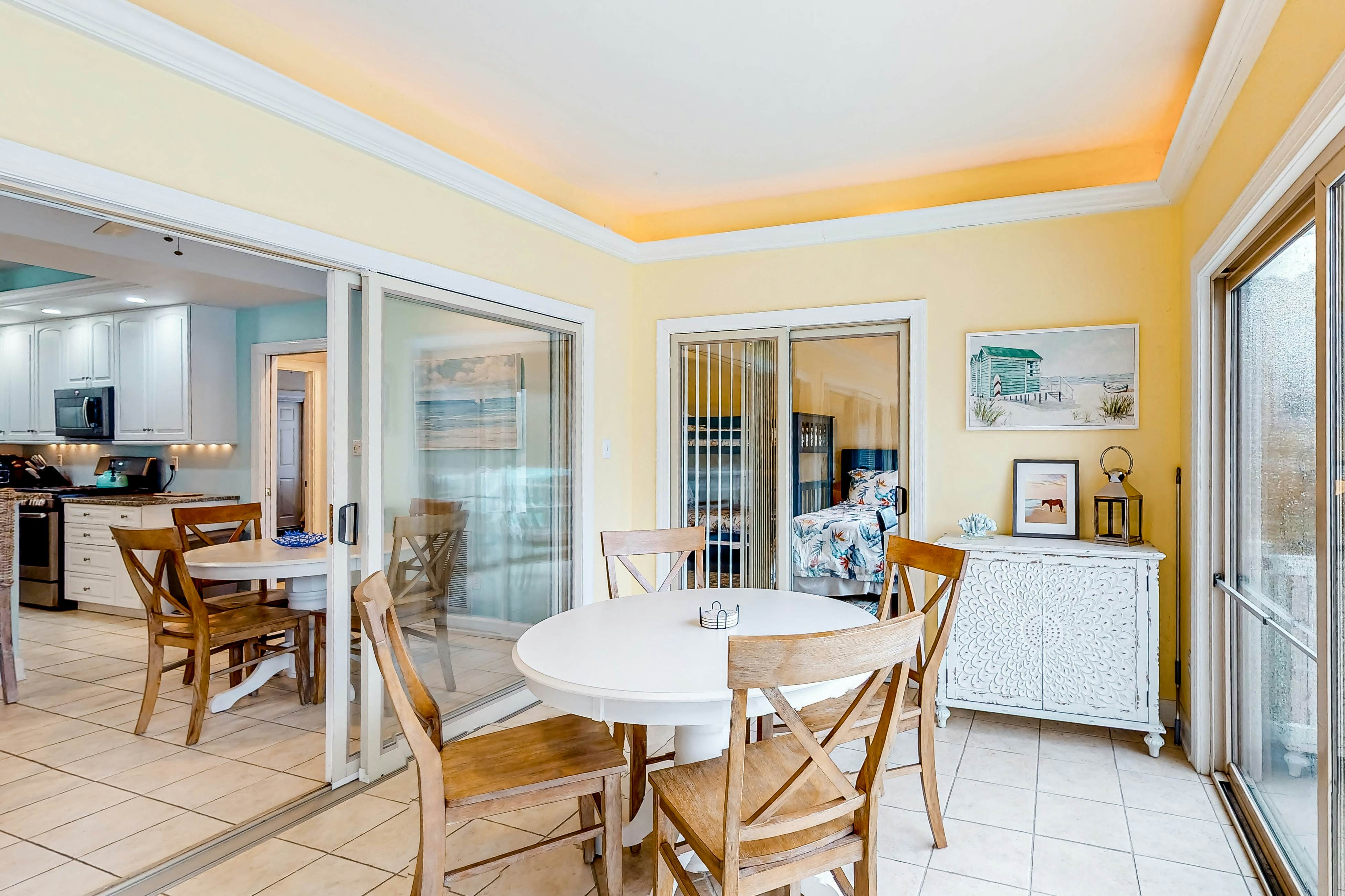 Turtle Shores-22 Boston