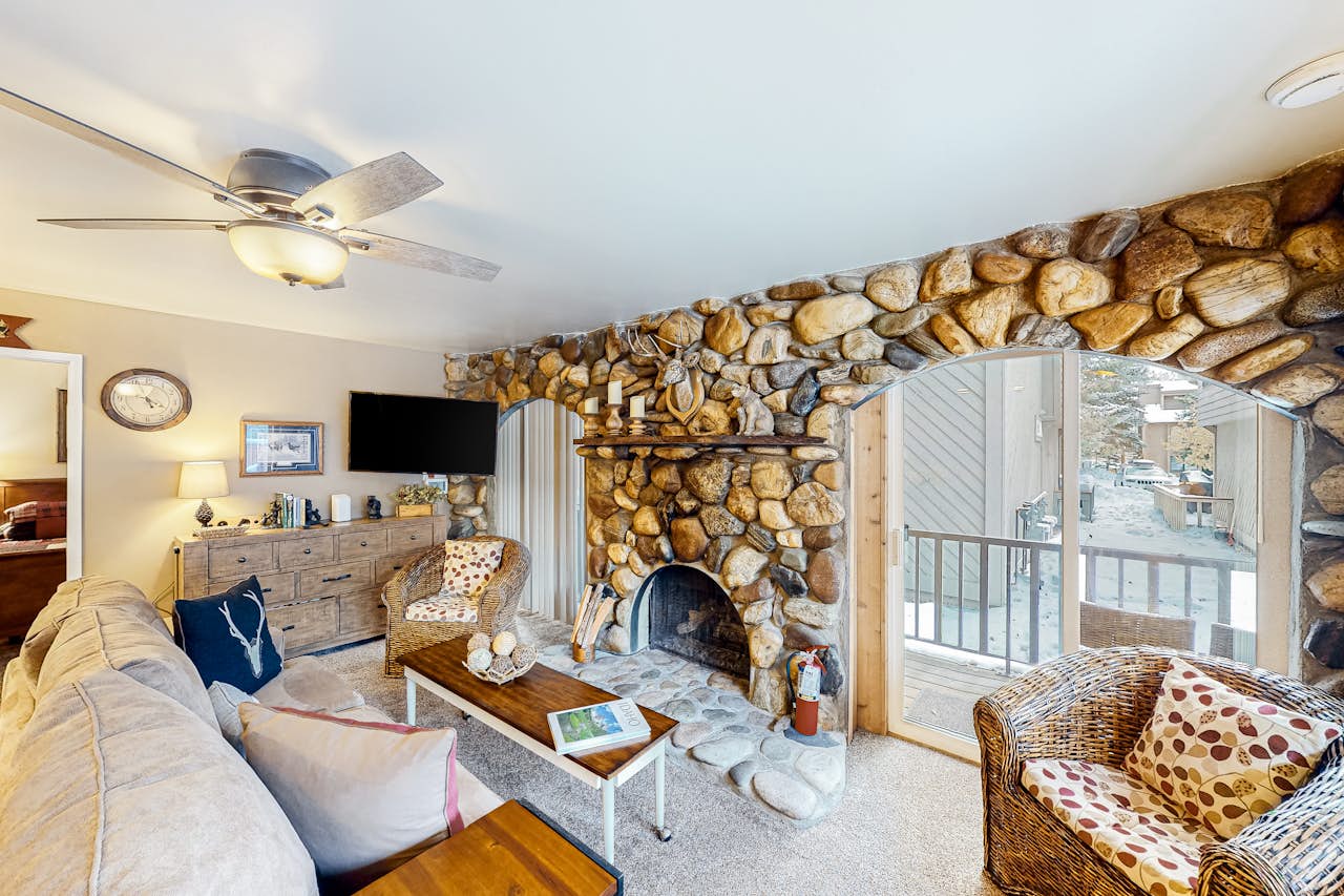 Sun Valley Hideaway 1 BD Ketchum, ID Vacation Rental Vacasa