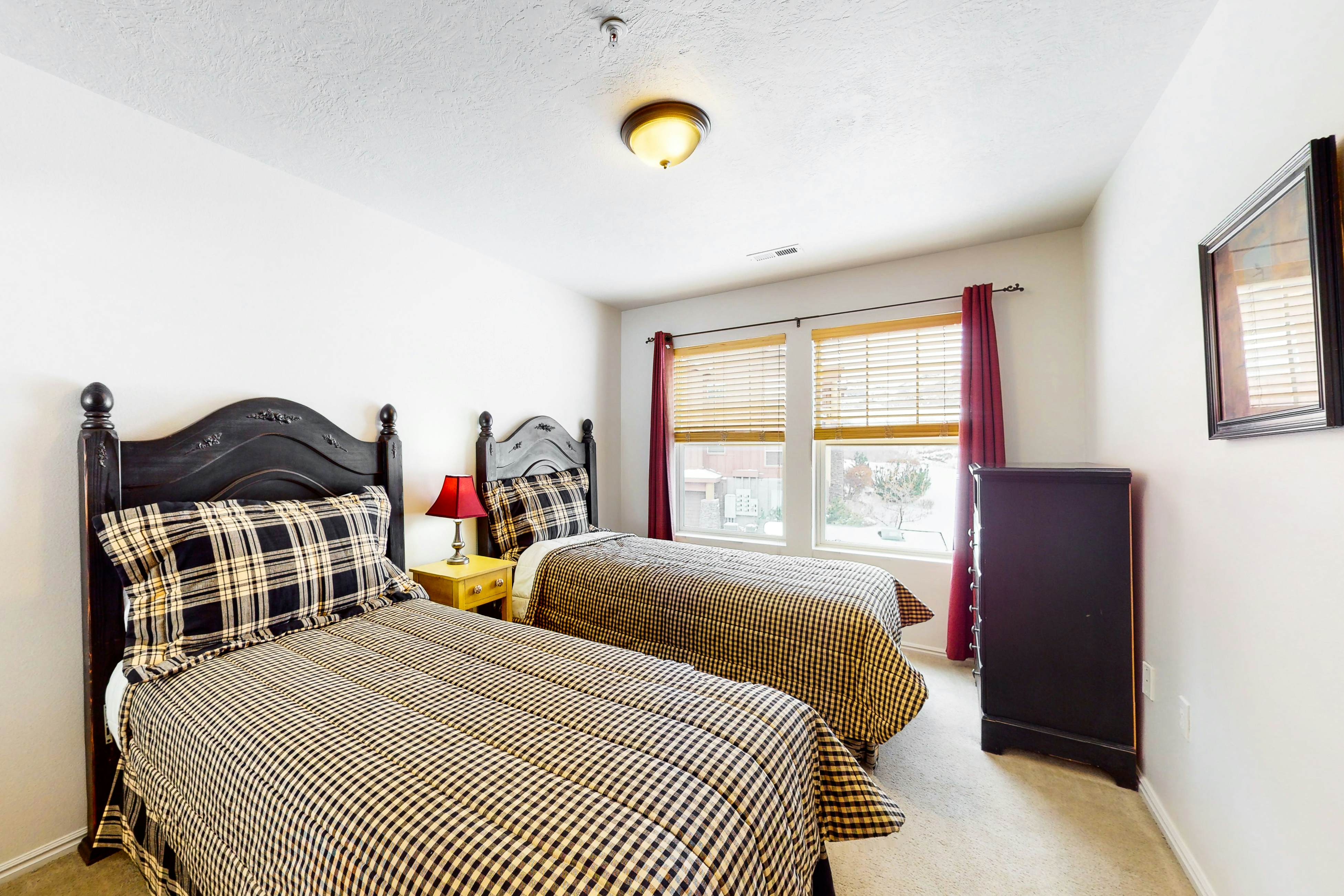 Mayflower North Star H202 at Fox Bay