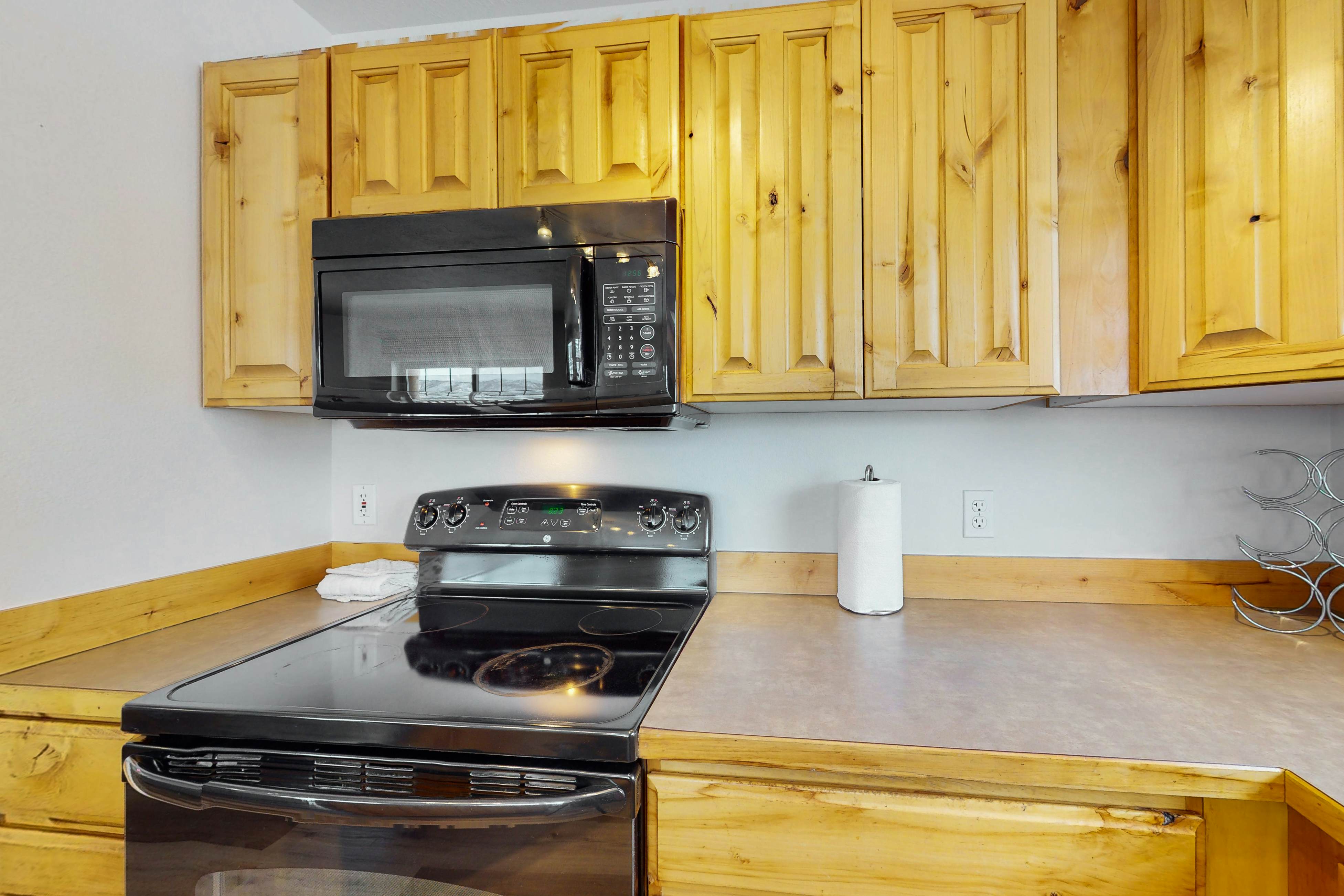 Mayflower North Star H202 at Fox Bay