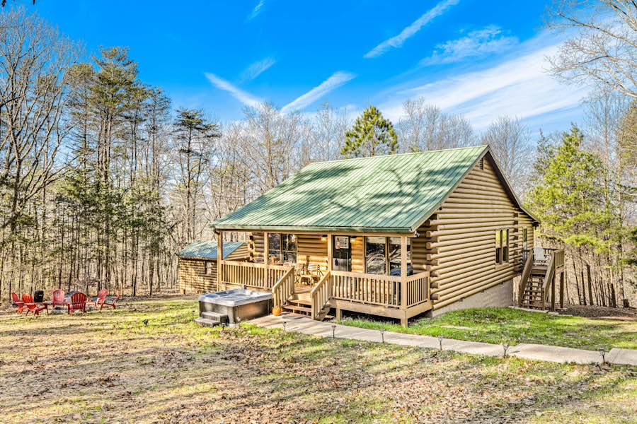 Bear Rock Cabin 3 BD Jasper, GA Vacation Rental Vacasa