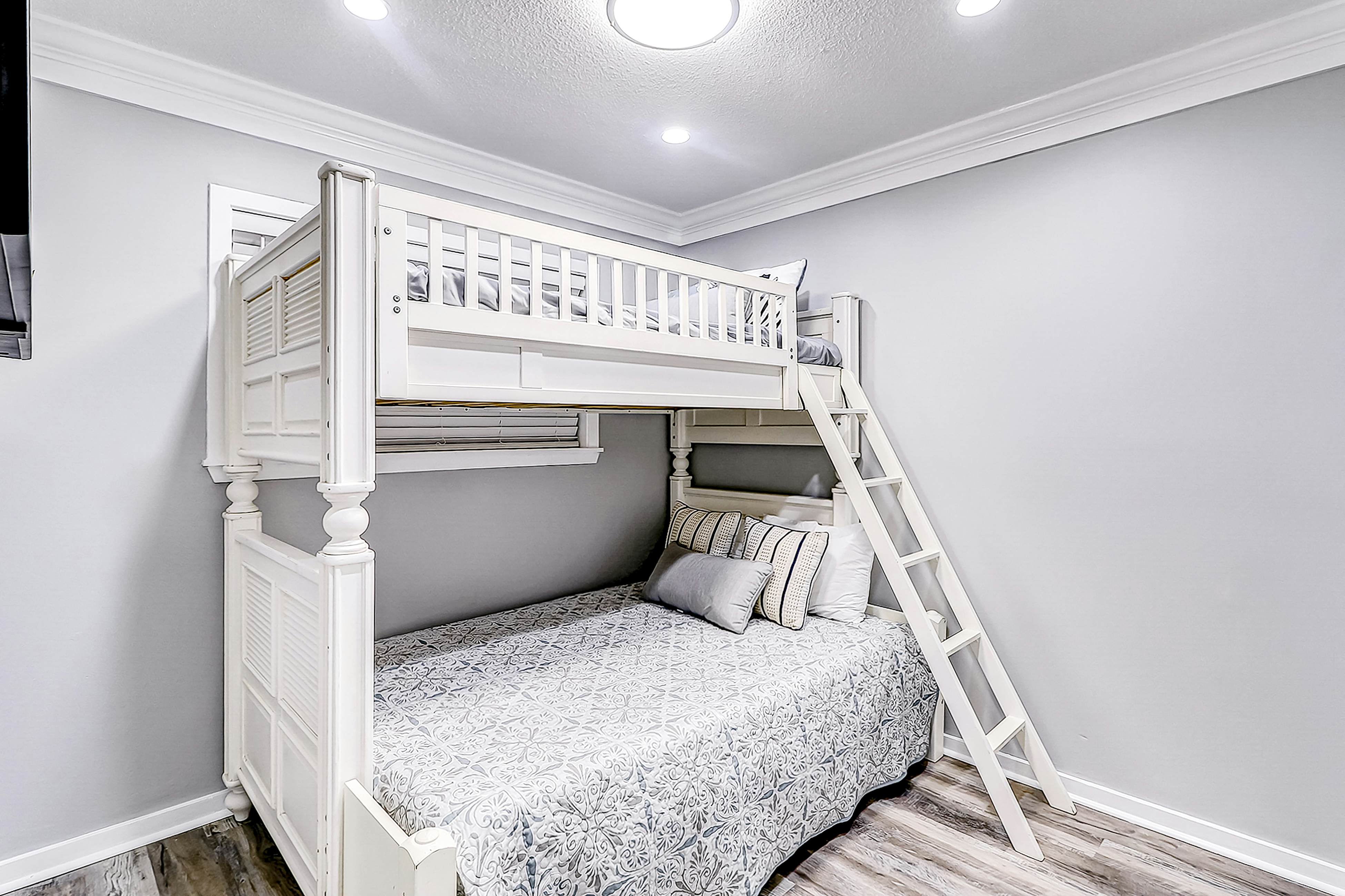 Carolina Beach Club 126