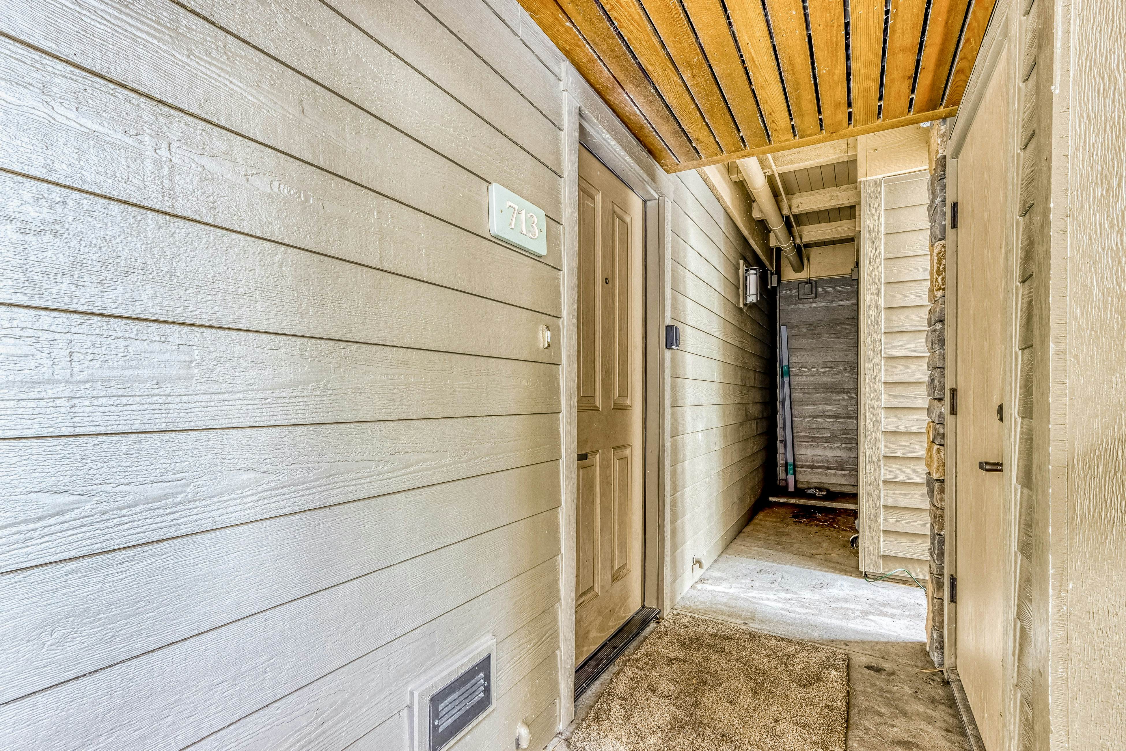 Seventh Mountain Resort Unit 713