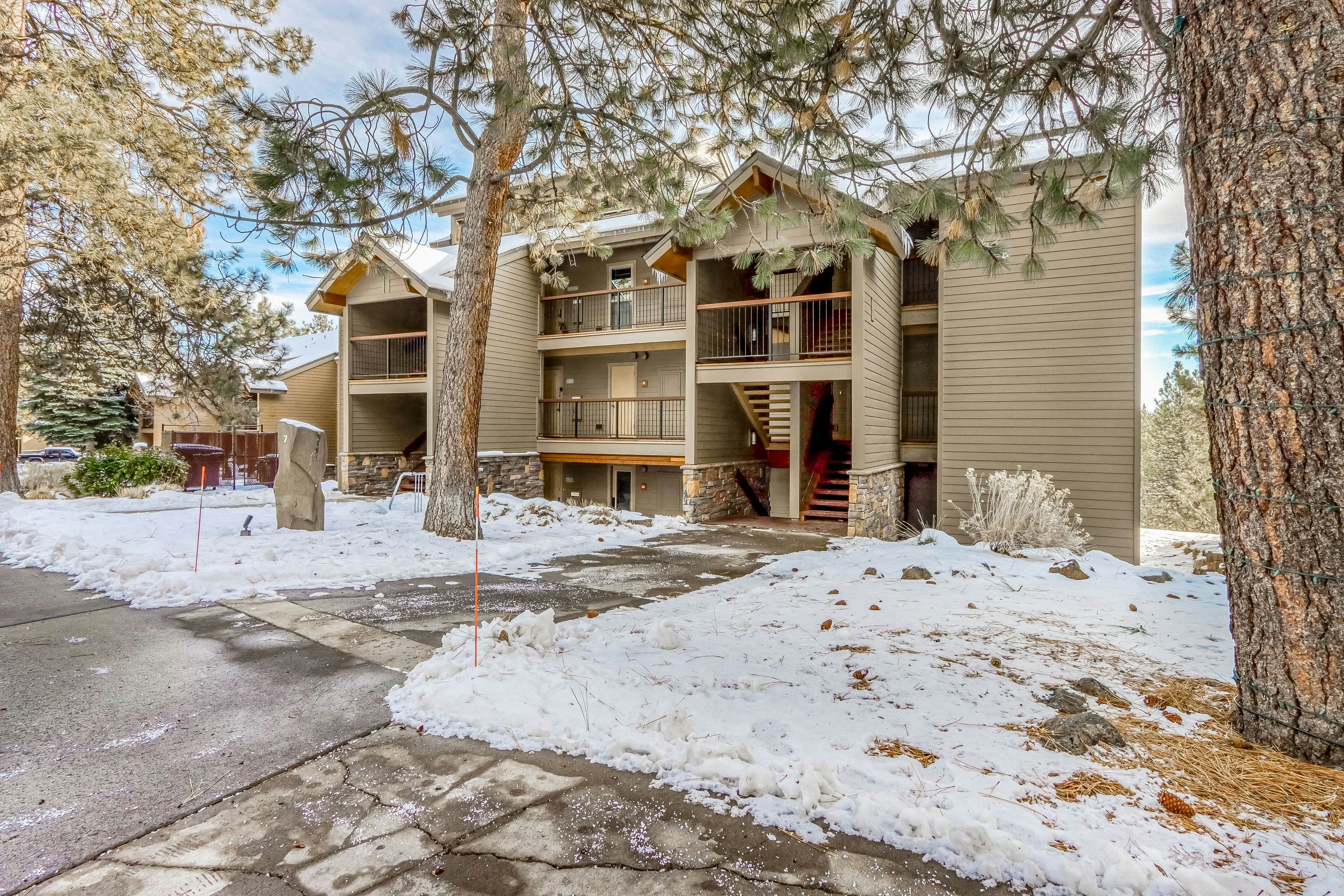 Seventh Mountain Resort Unit 713