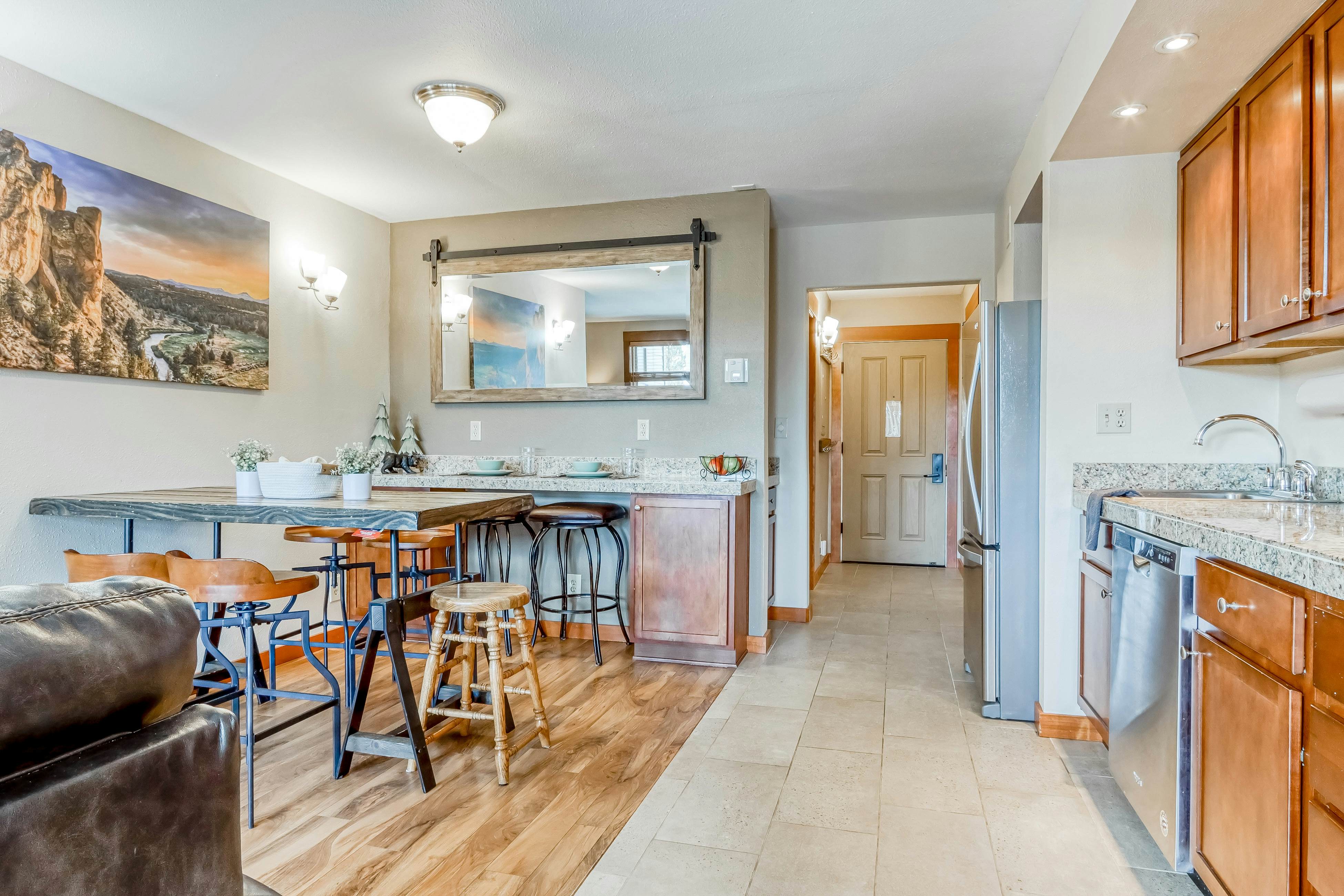 Seventh Mountain Resort Unit 713