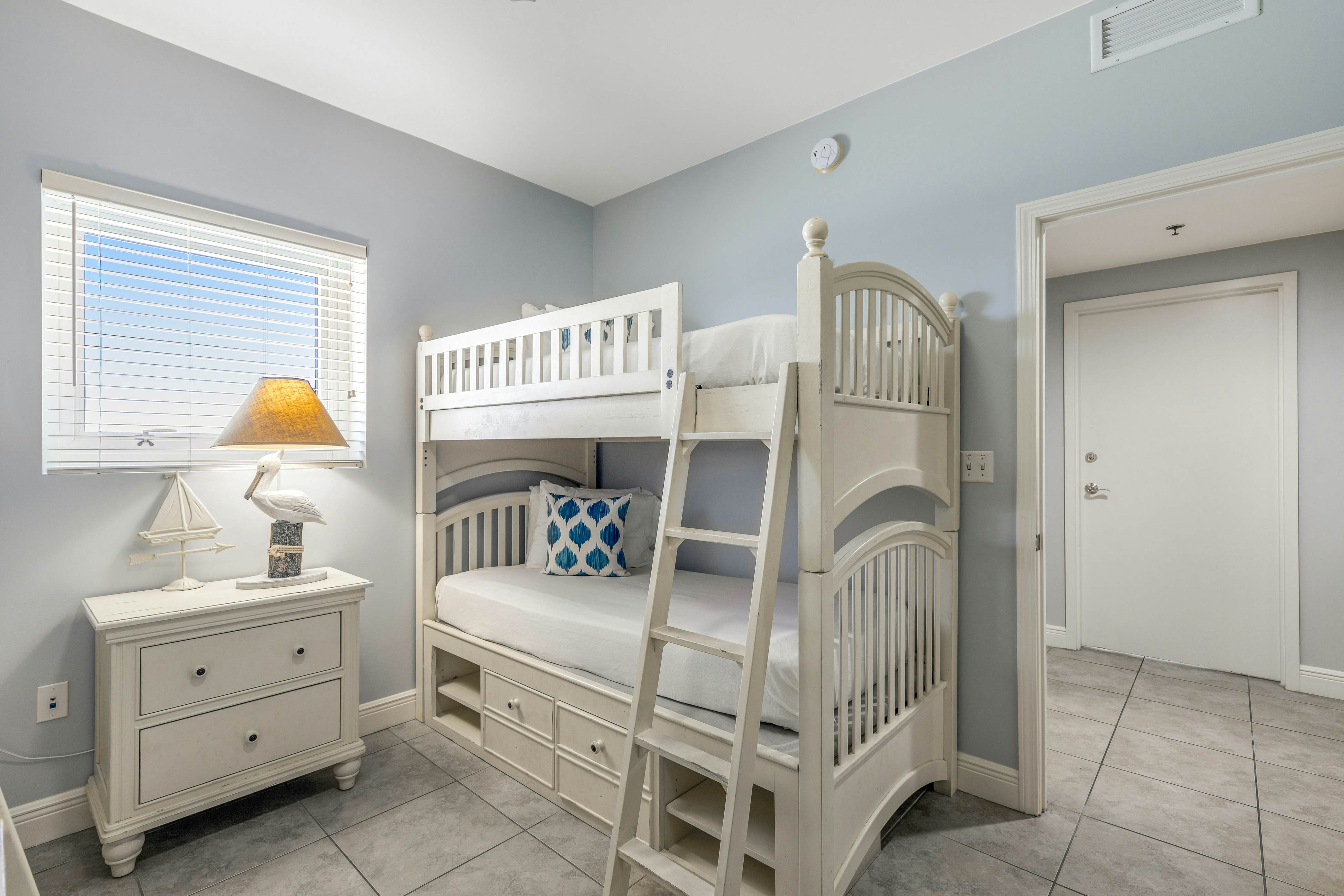 Sterling Breeze 1107