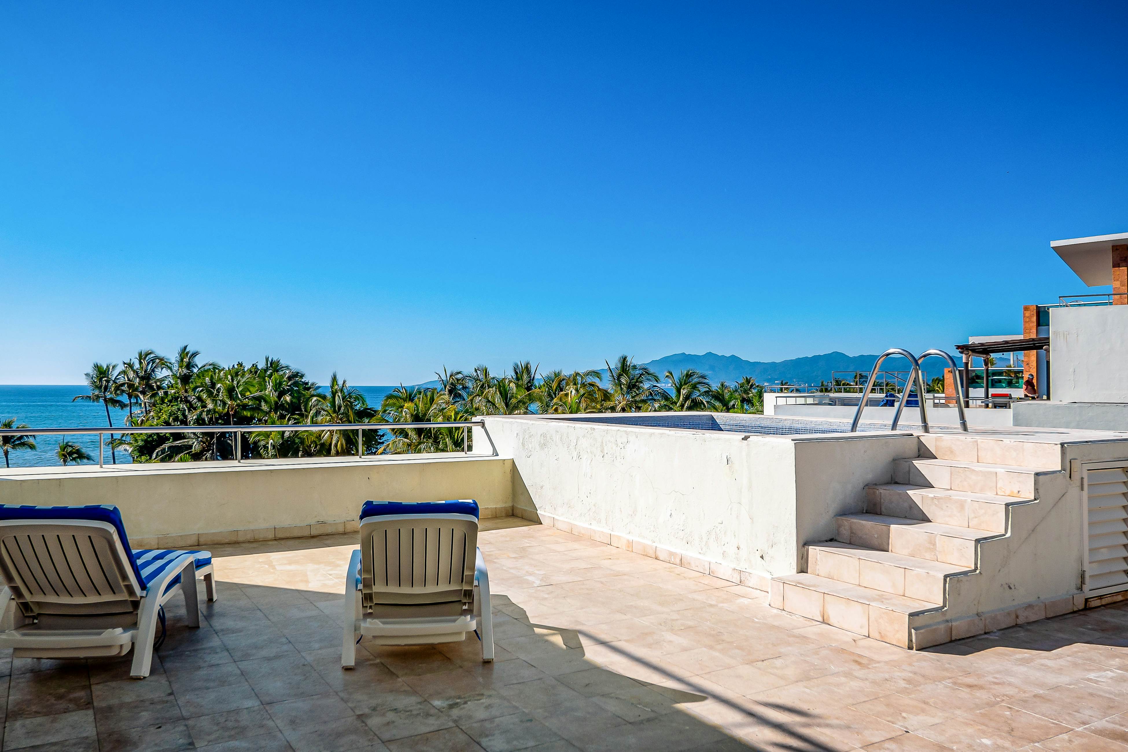 Nitta Condo # 407 Penthouse