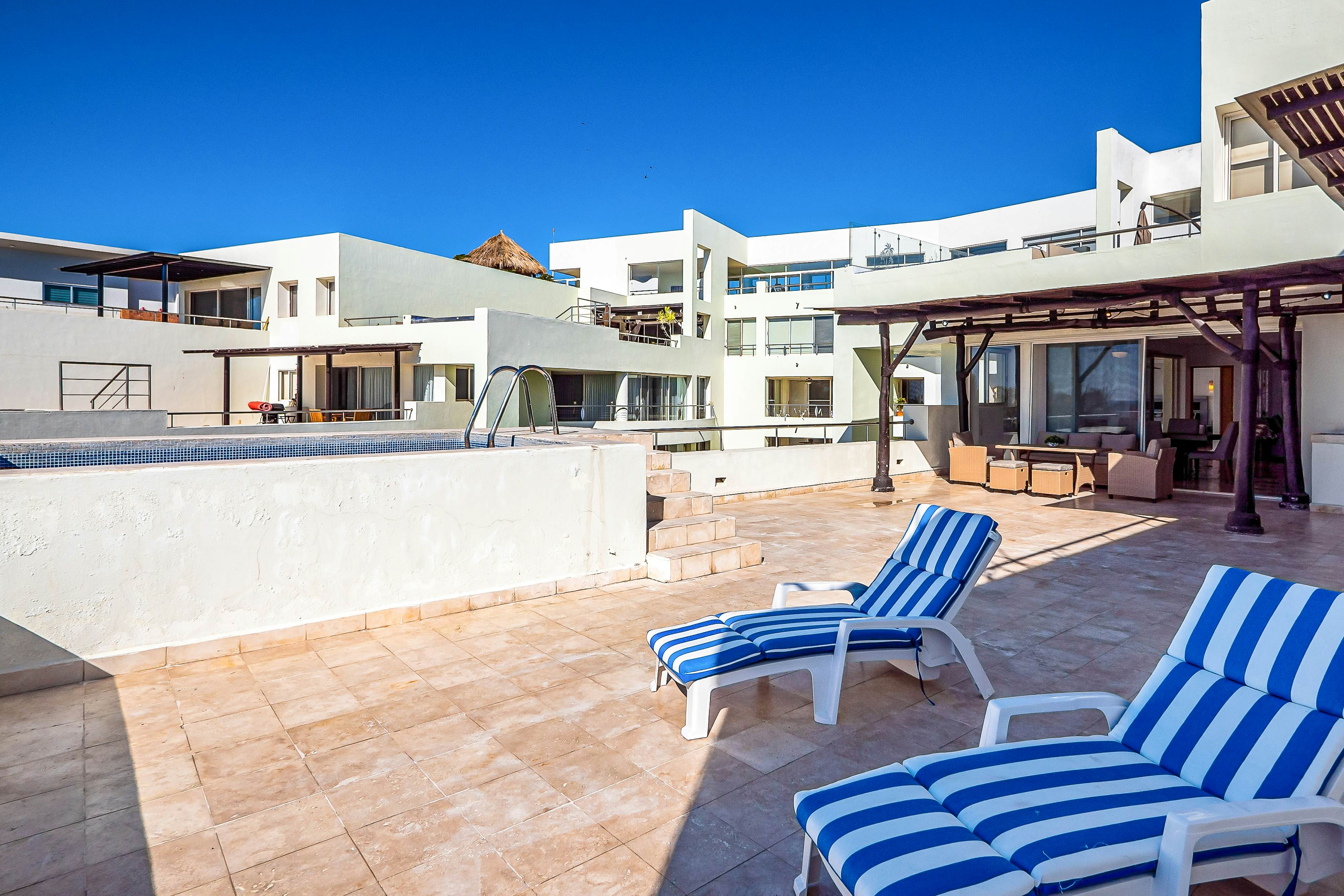 Nitta Condo # 407 Penthouse