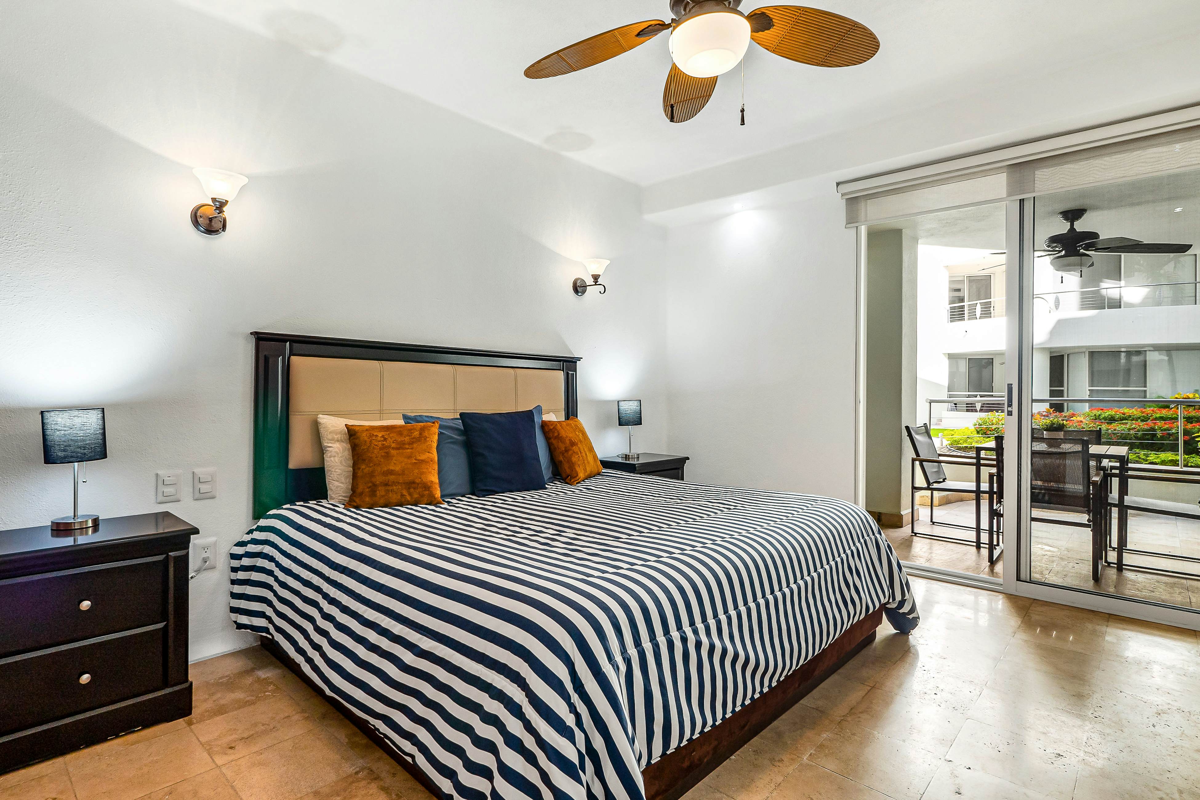 Nitta Condo # 04, PB