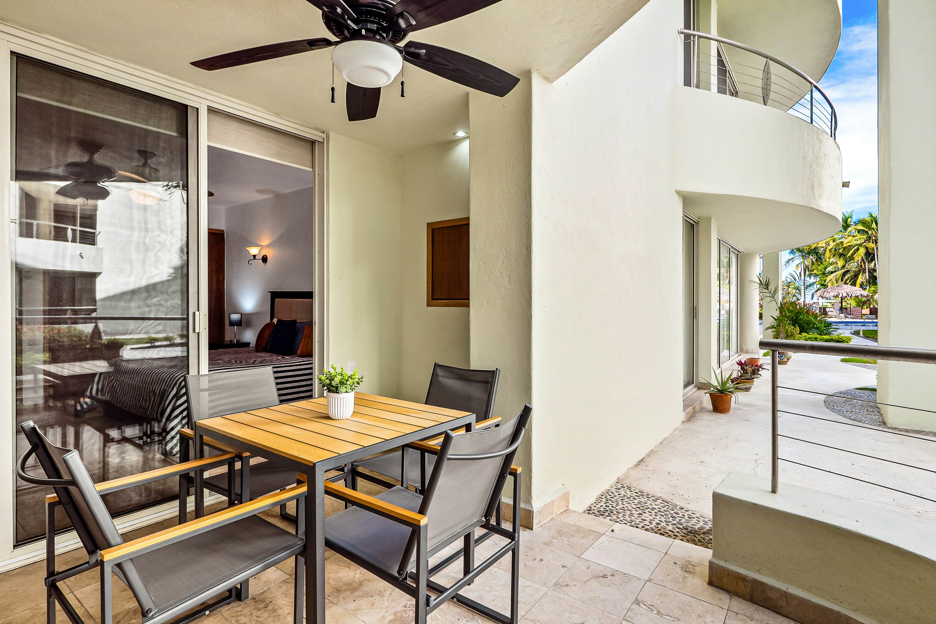 Nitta Condo # 04, PB