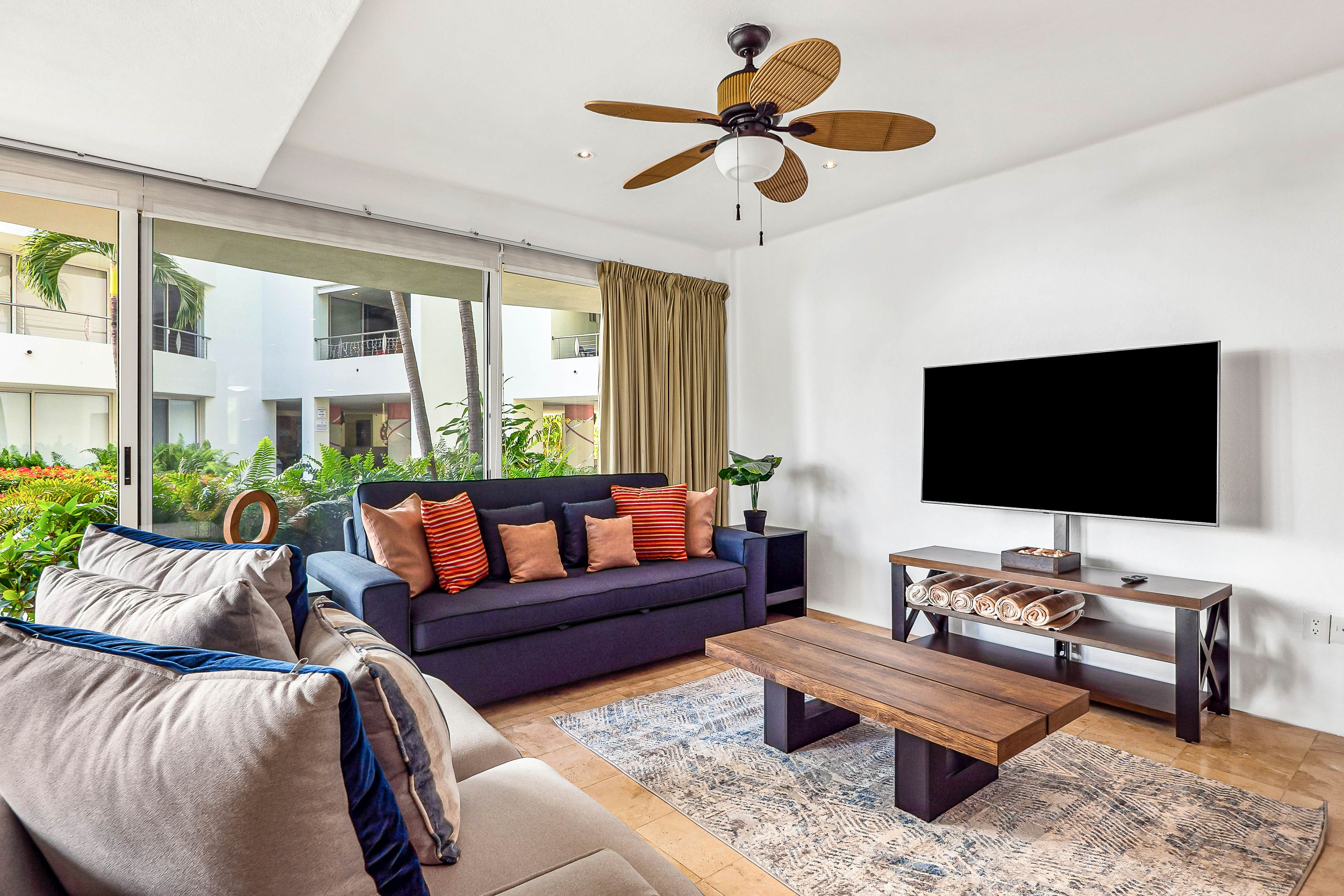 Nitta Condo # 04, PB