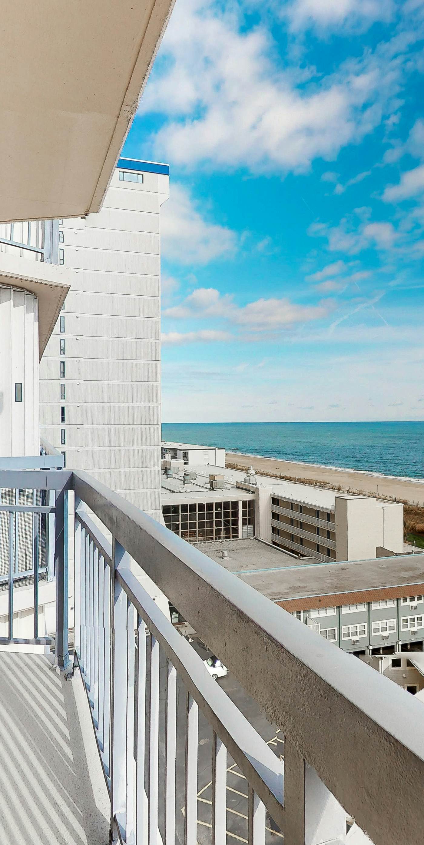 Fountainhead Towers 1004