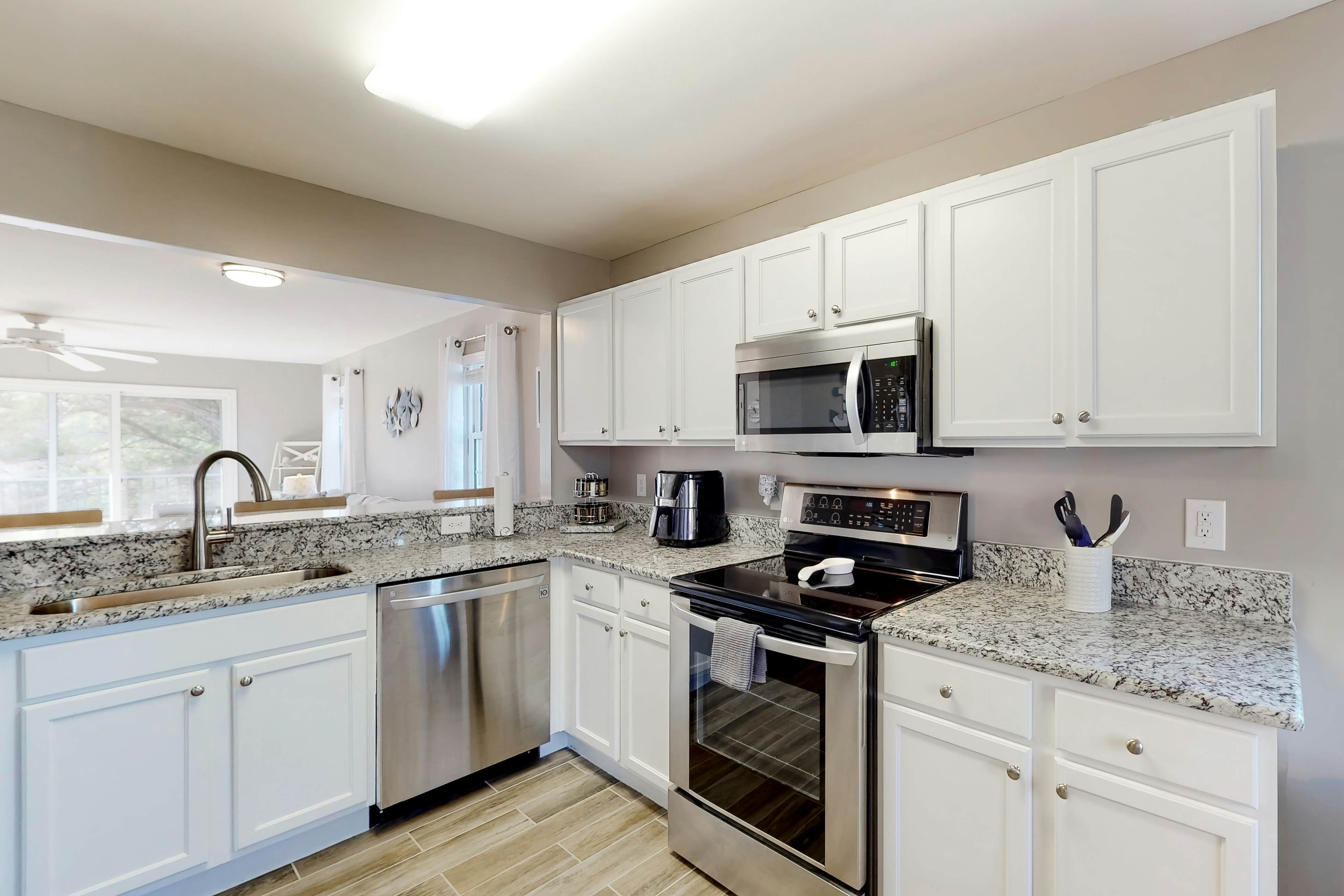 Bethany Bay - 37514 Pettinaro Dr # 9404