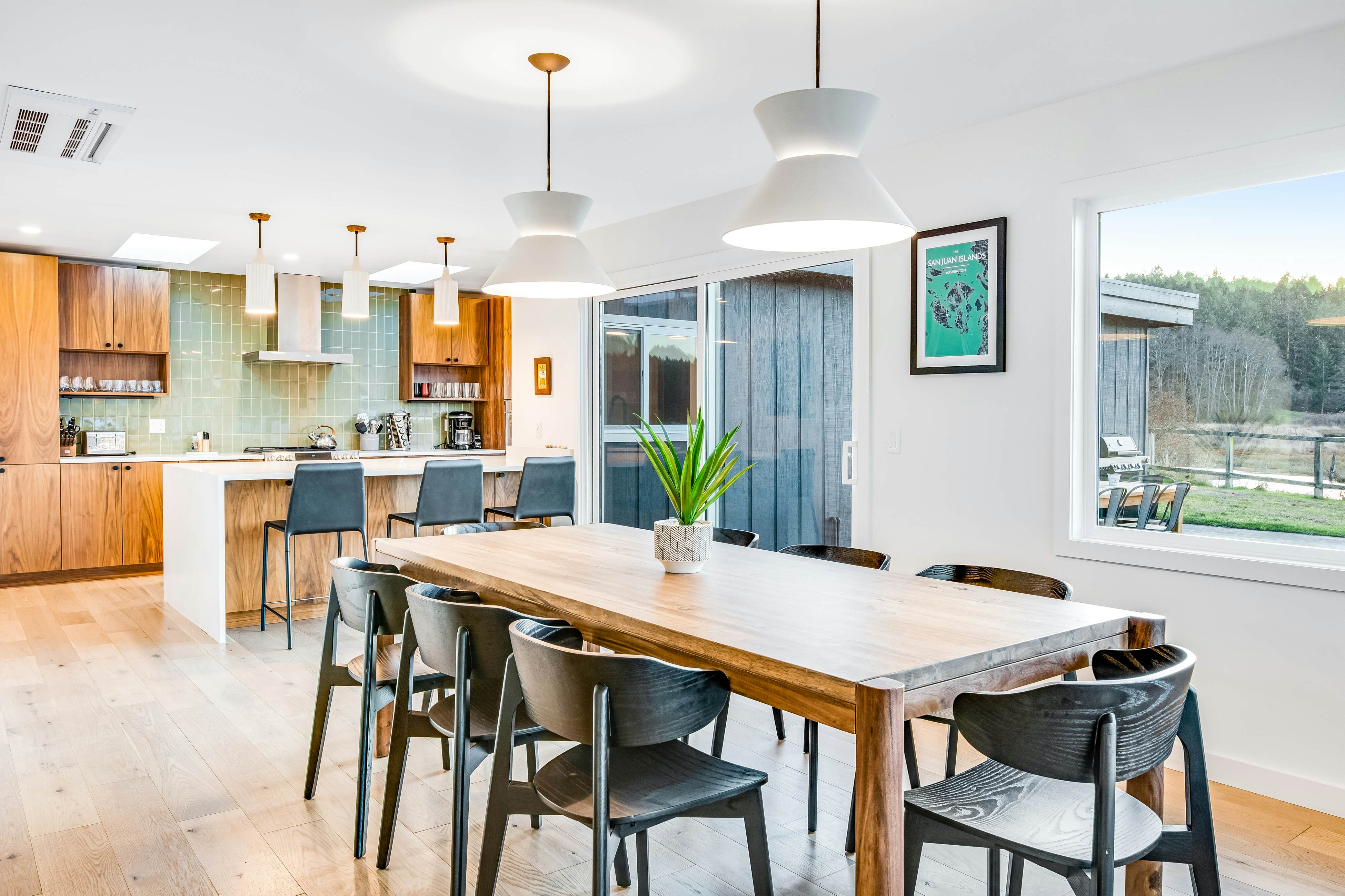 Lopez Island Mud Bay Waterfront home