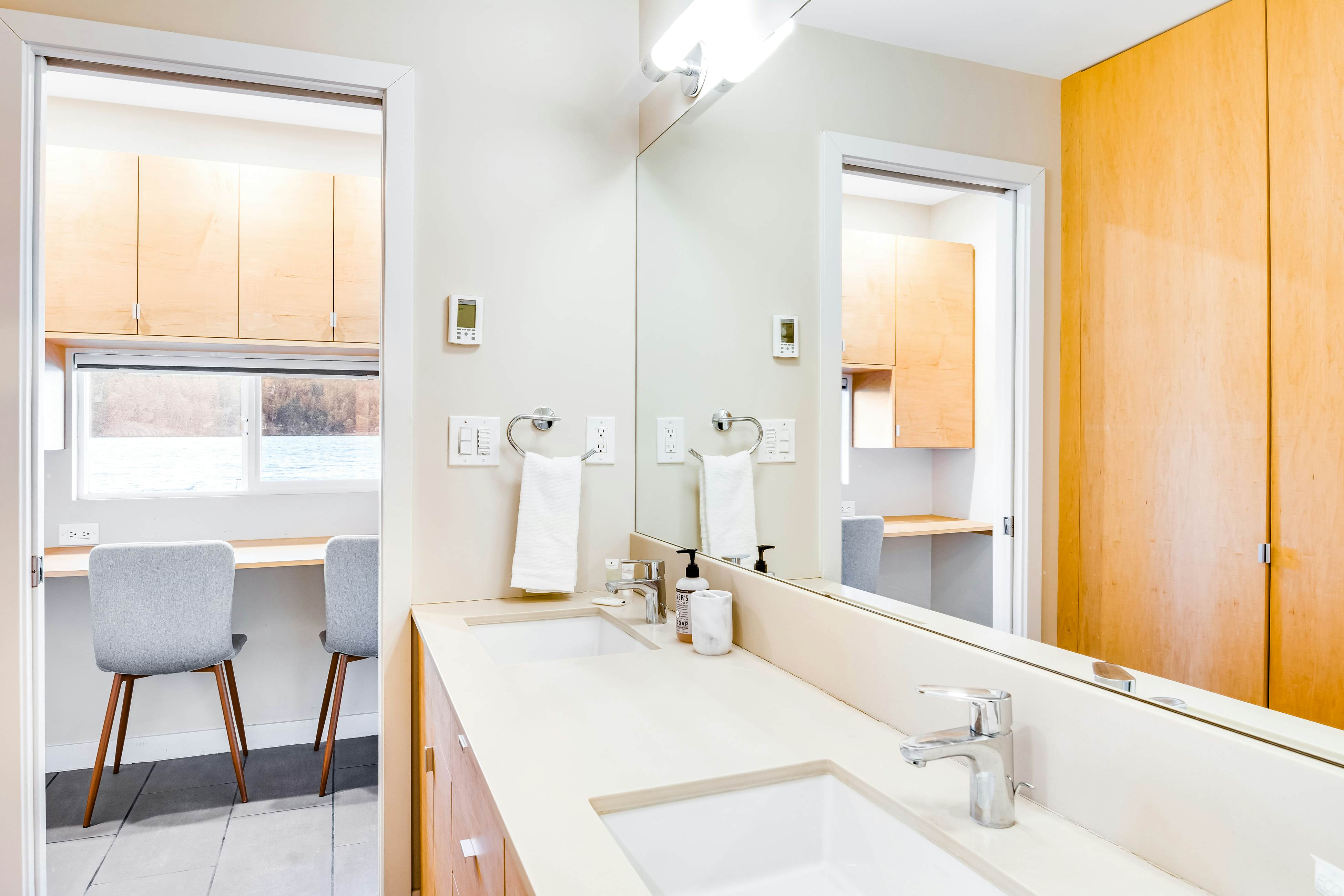 Lopez Island Mud Bay Waterfront home