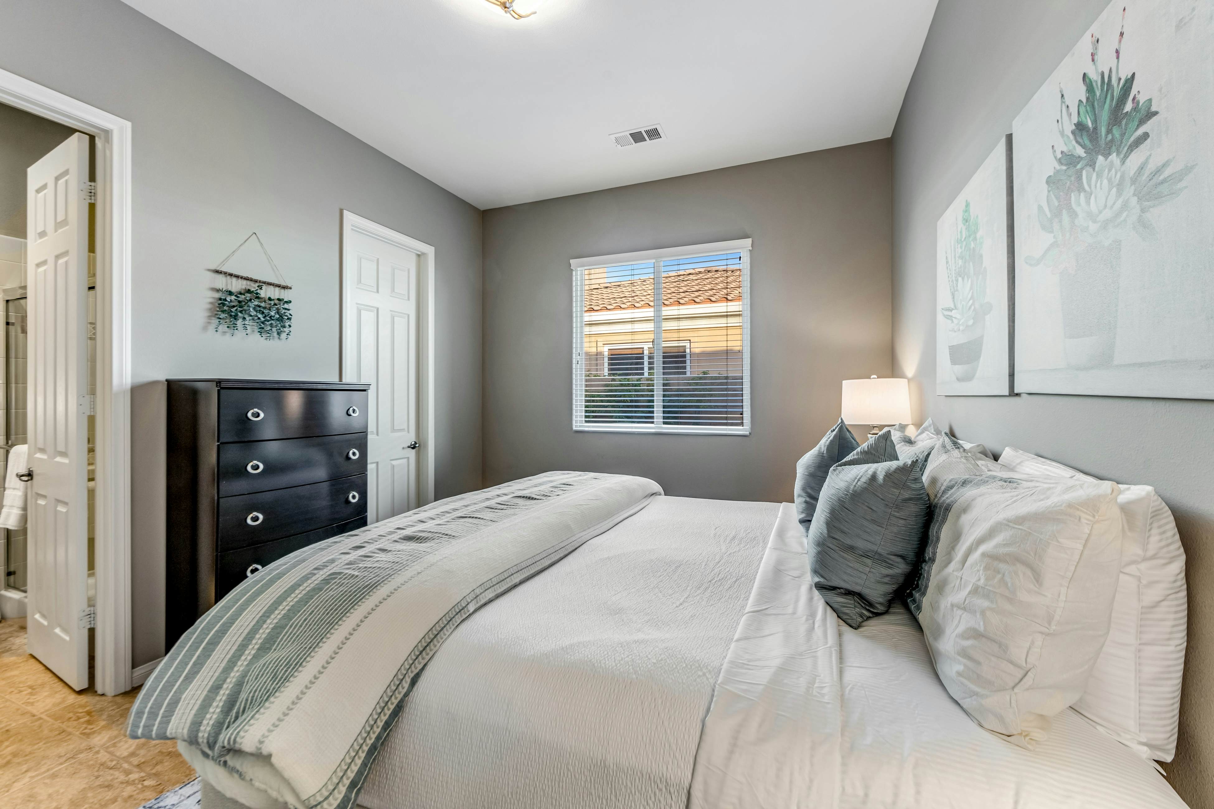 Snowbird Oasis - Festival Escape 