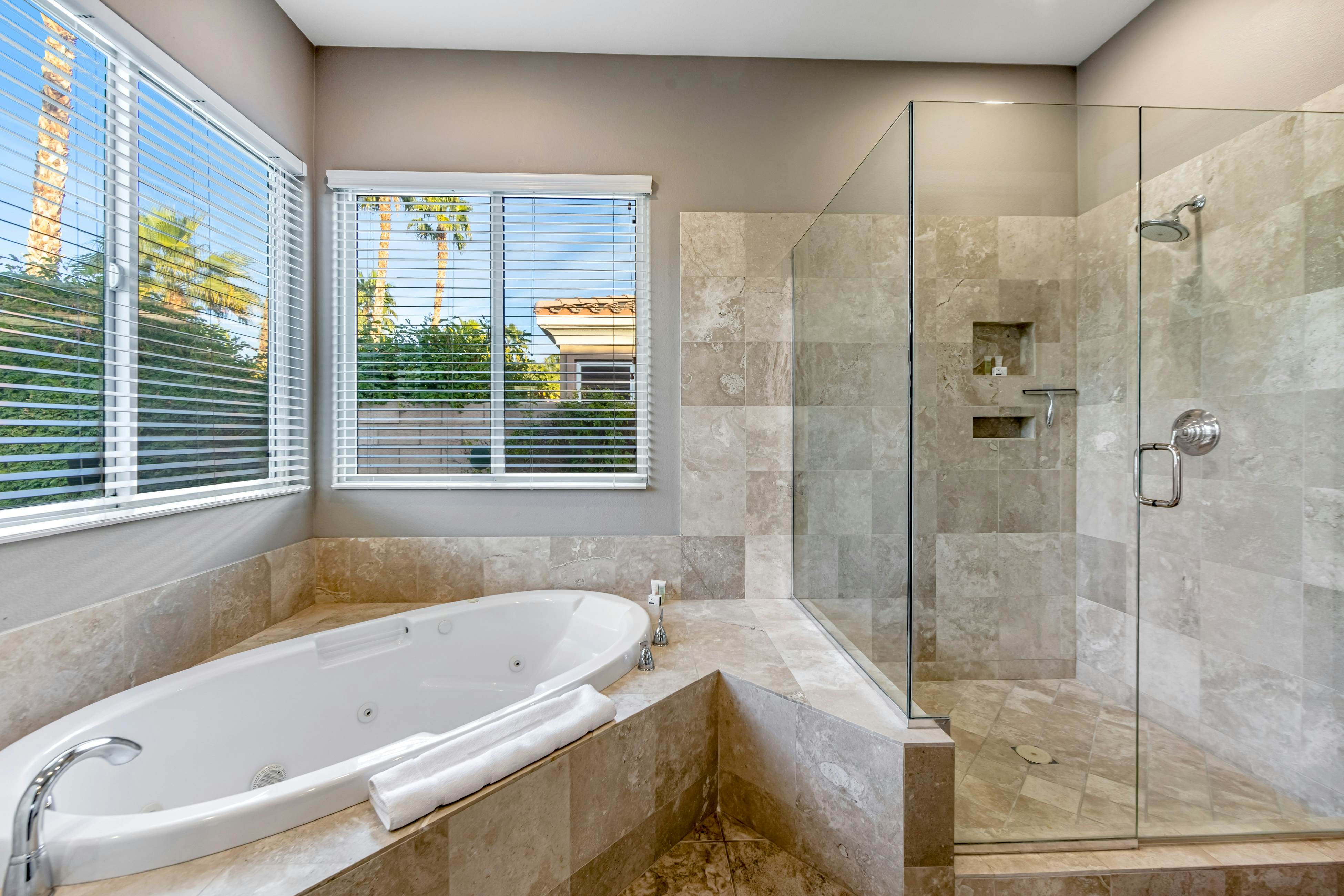 Snowbird Oasis - Festival Escape 