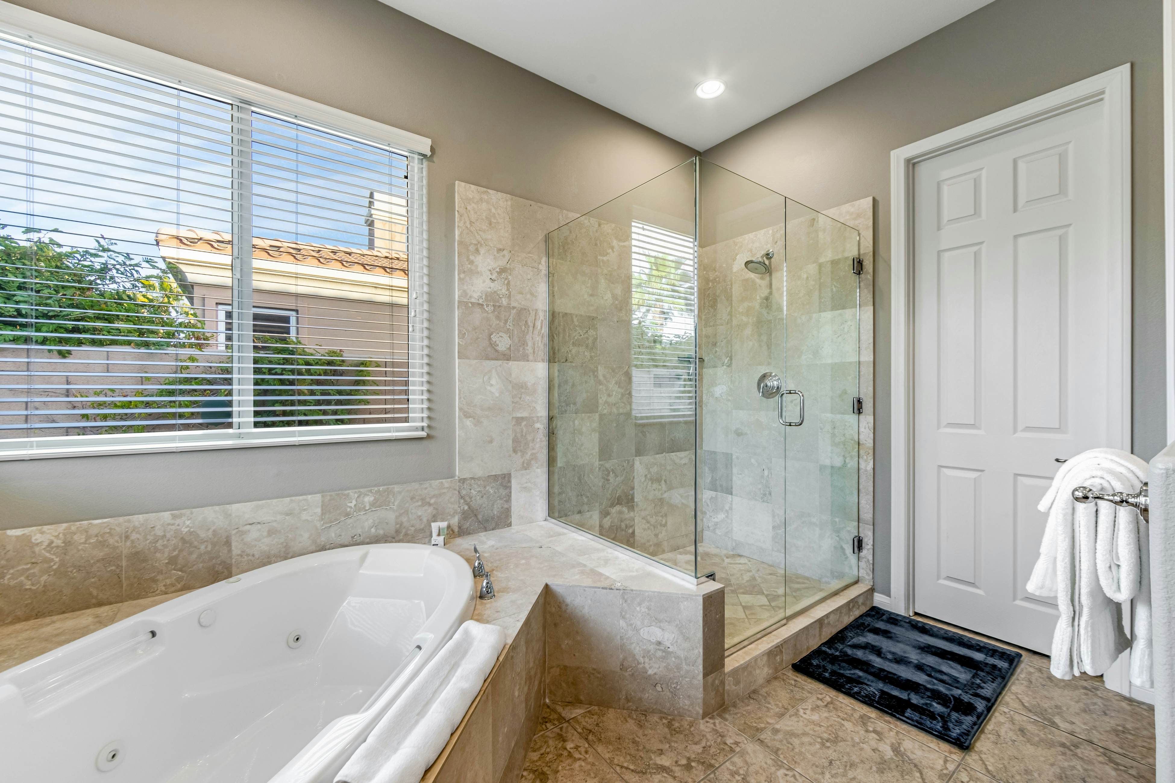 Snowbird Oasis - Festival Escape 