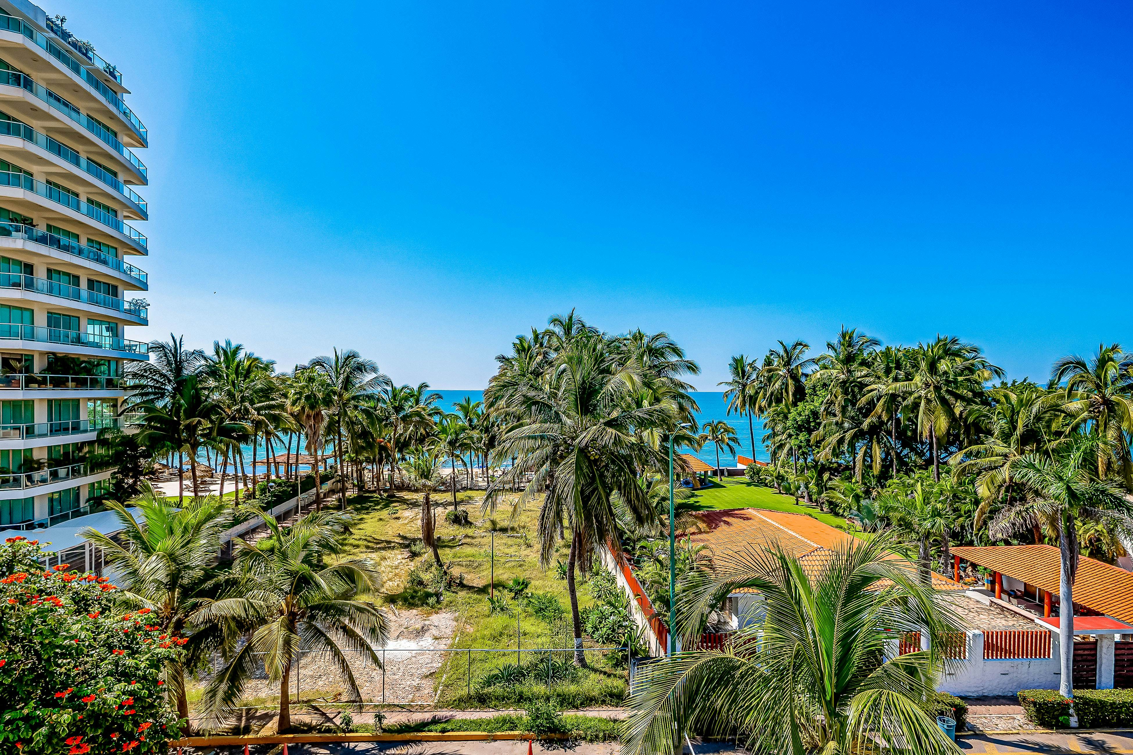 Nitta Condo # 407 Penthouse