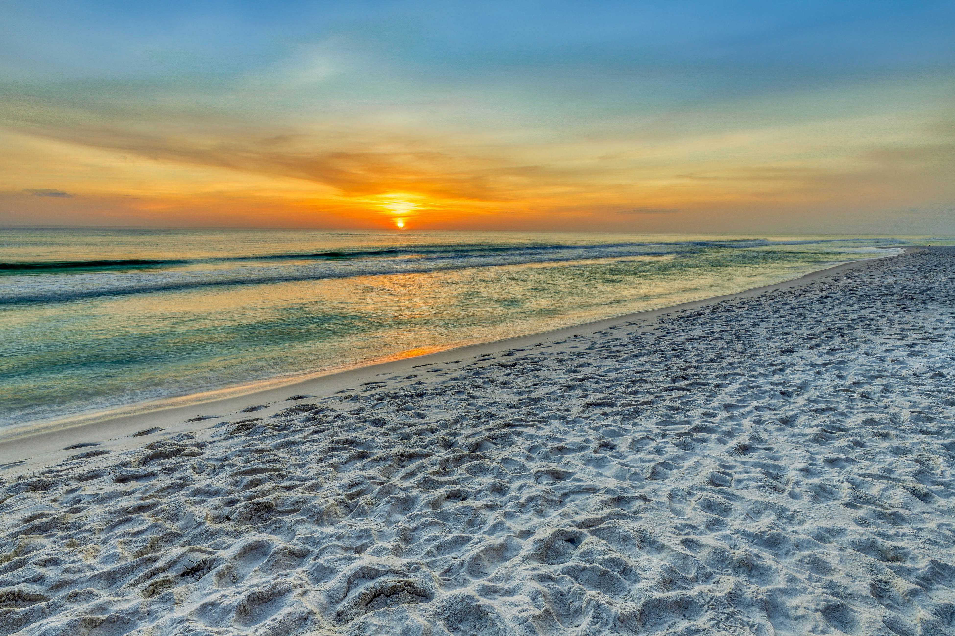 Tidewater Beach Resort 702