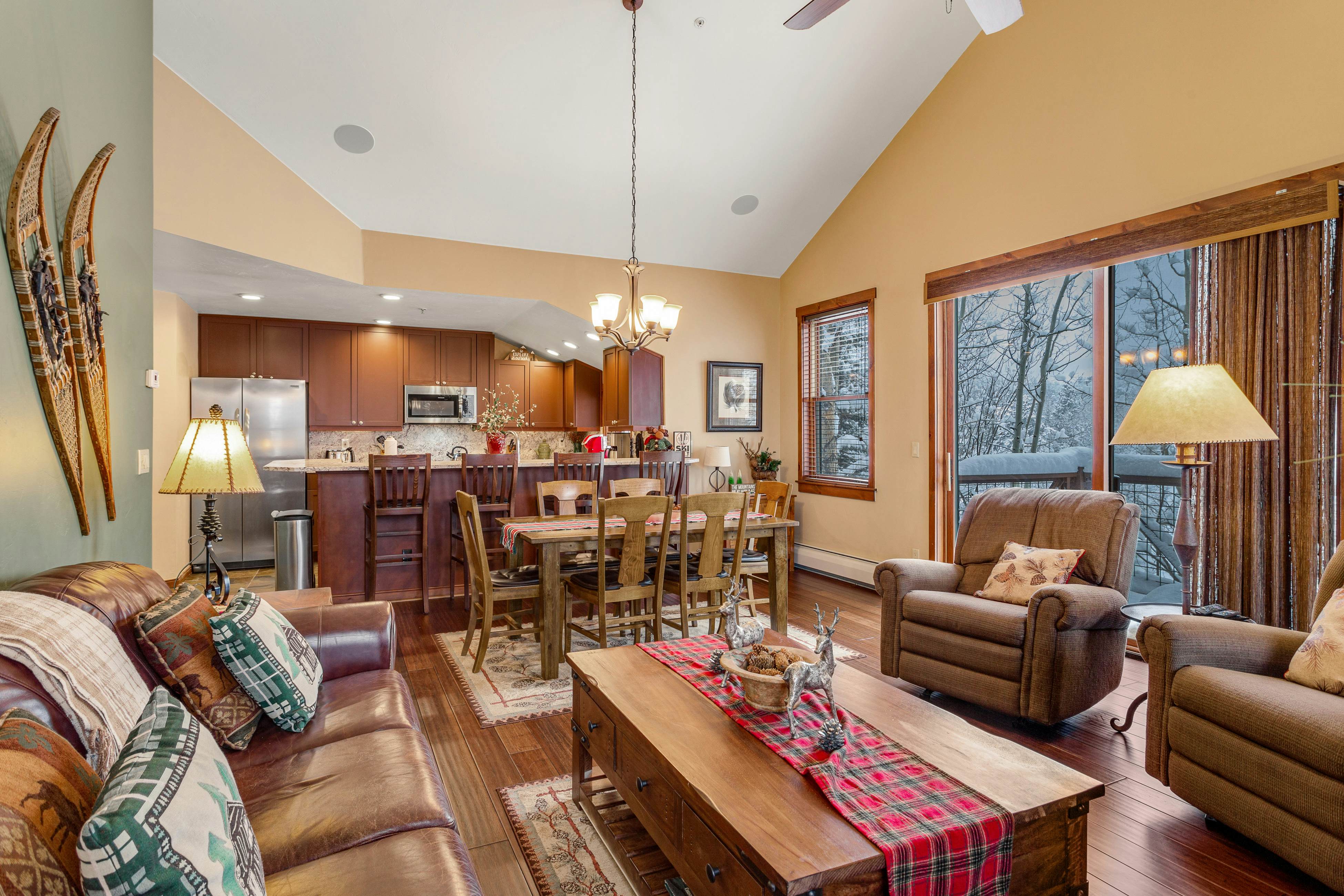 Main Street Junction #27