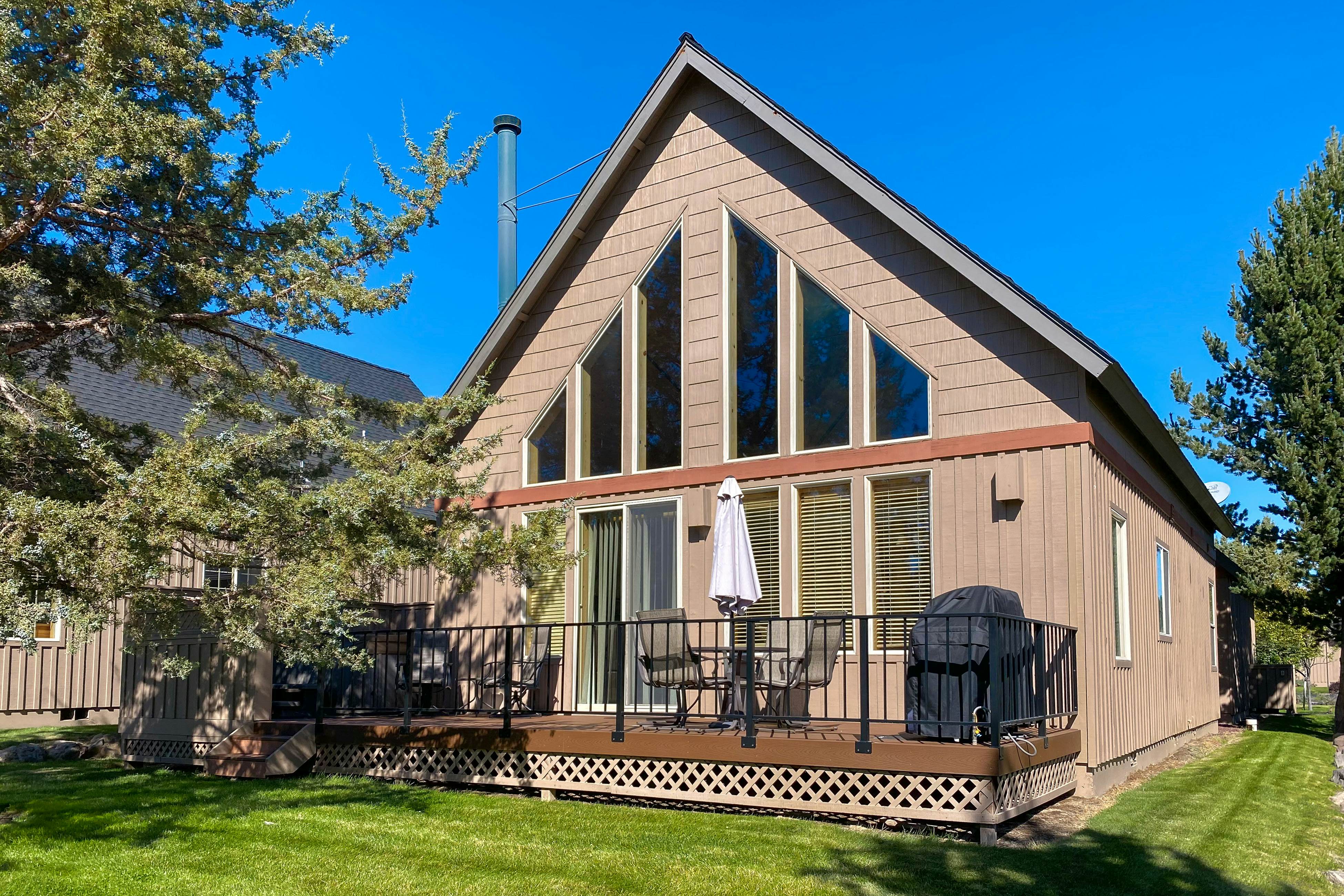 Cinnamon Teal Chalet