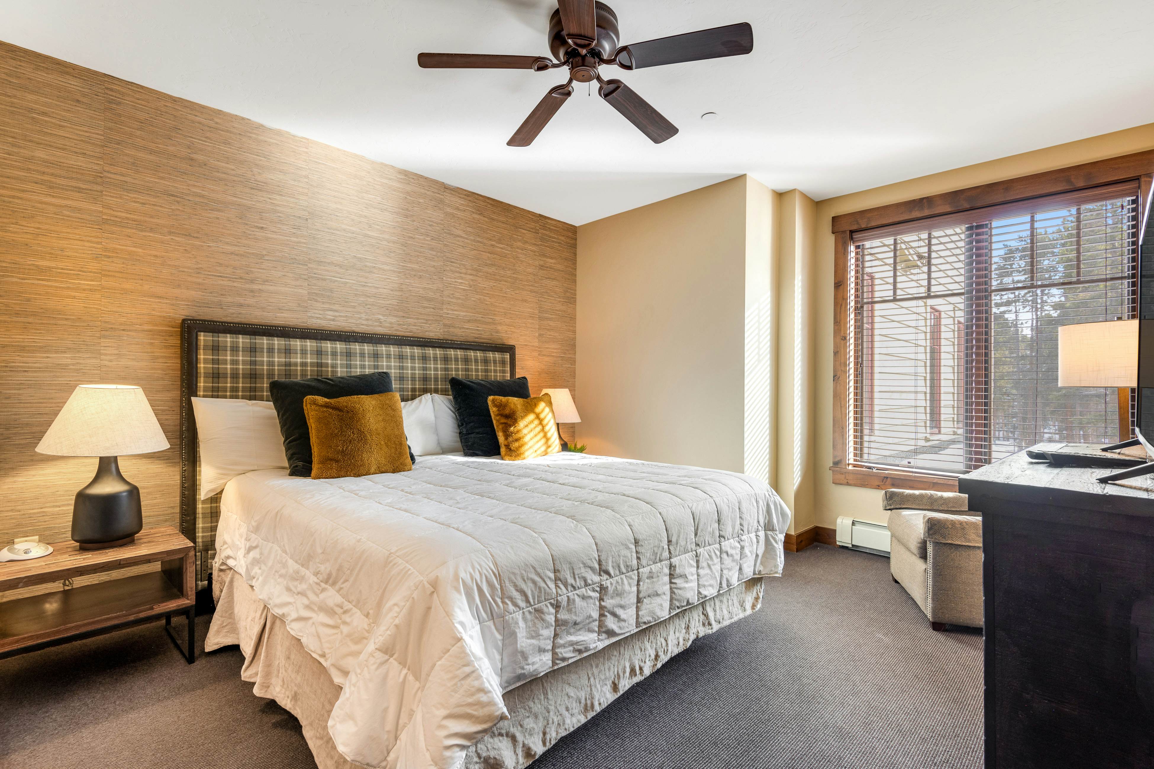 Water House On Main Street #6208