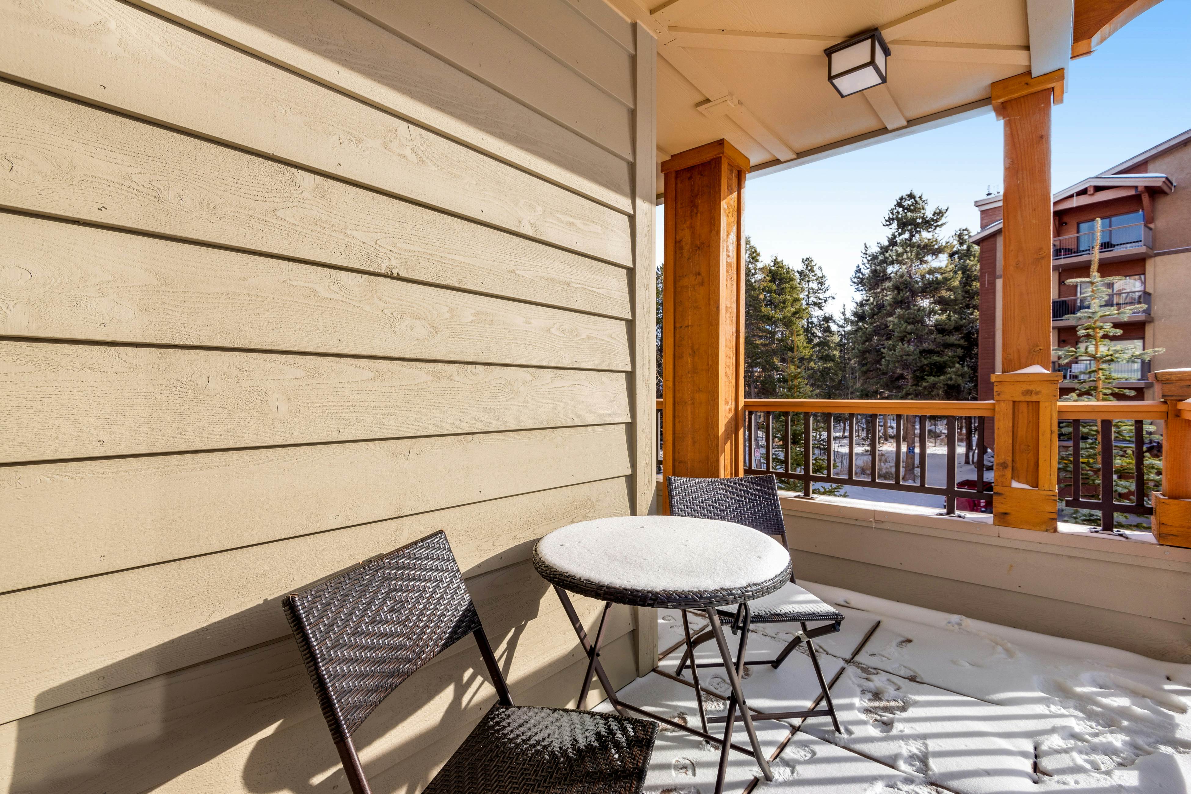 Water House On Main Street #6208