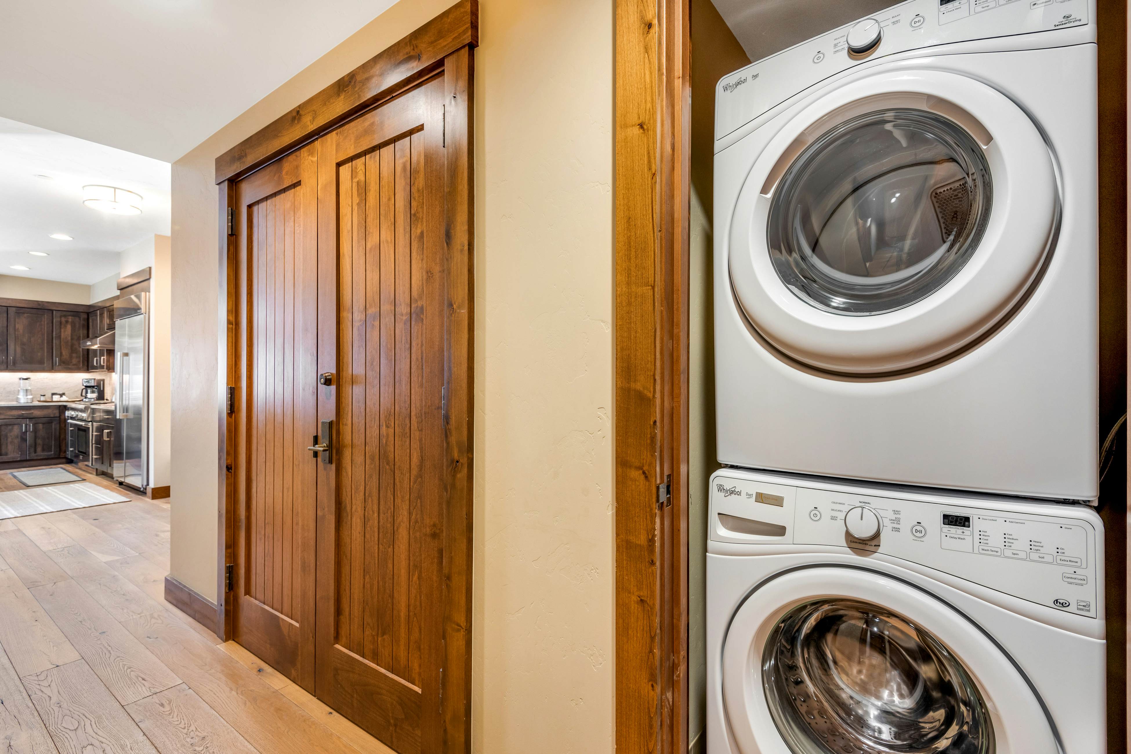 Water House On Main Street #6208