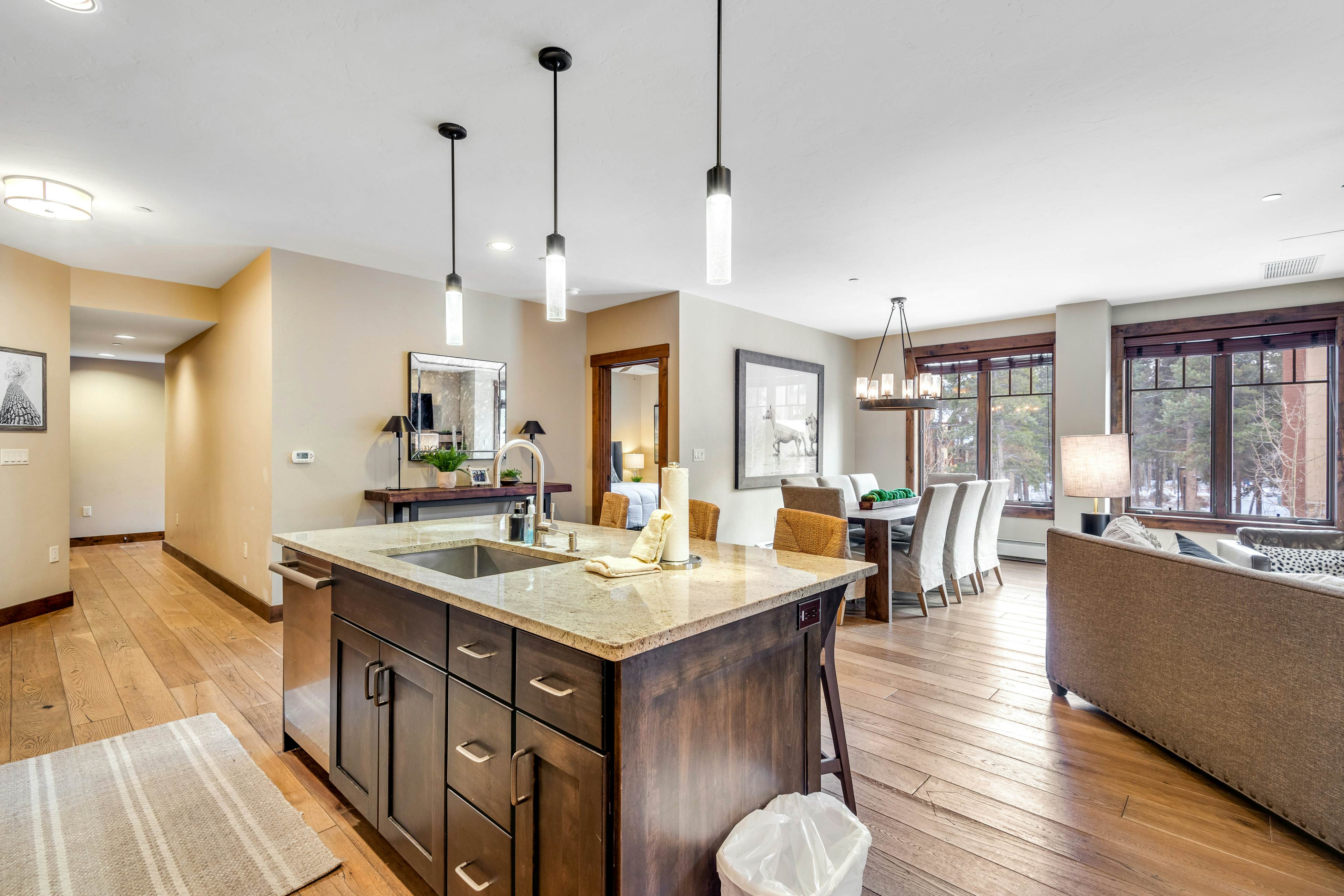 Water House On Main Street #6208