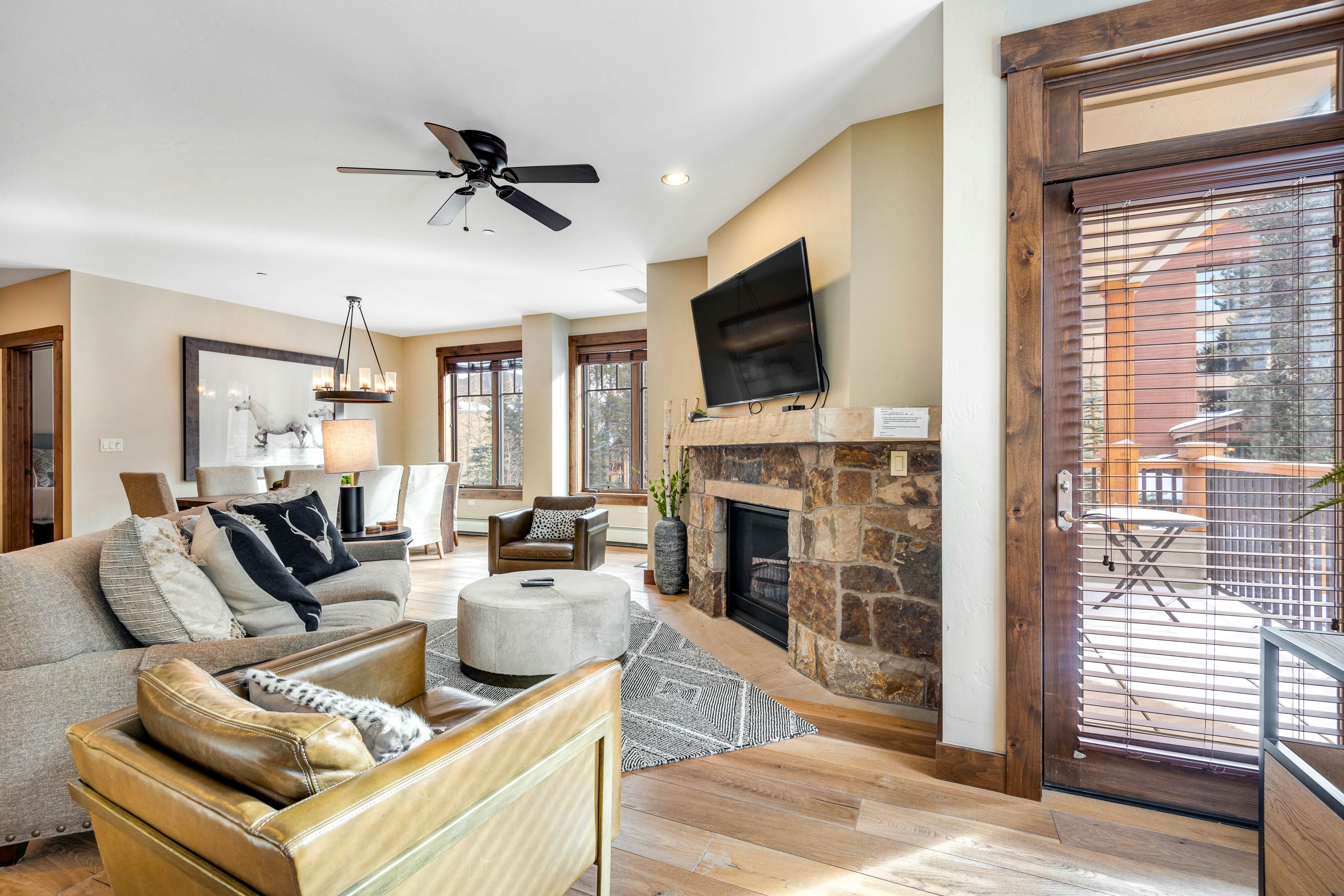 Water House On Main Street #6208