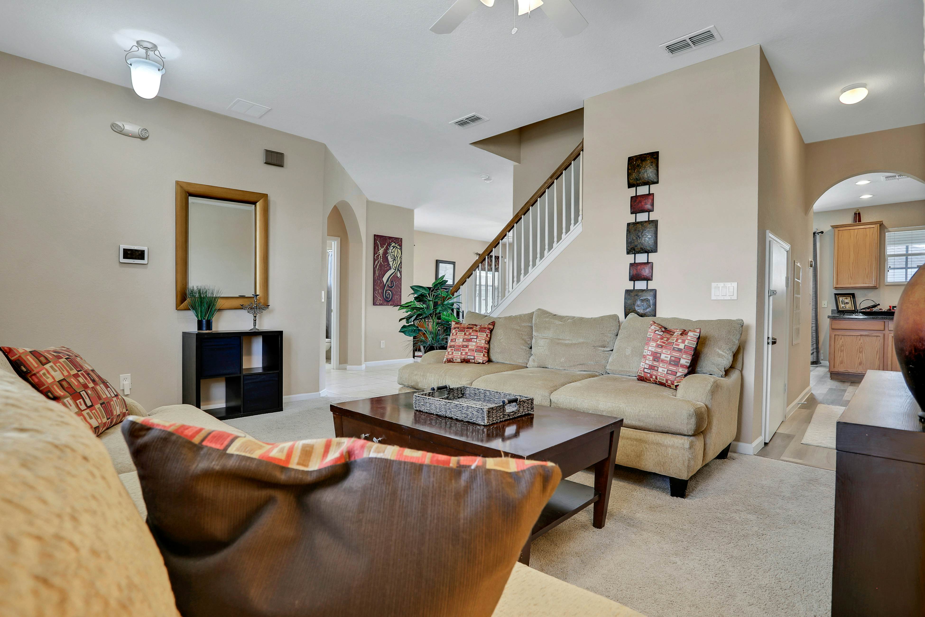 Castle Street Memories - Trafalgar Village Resort