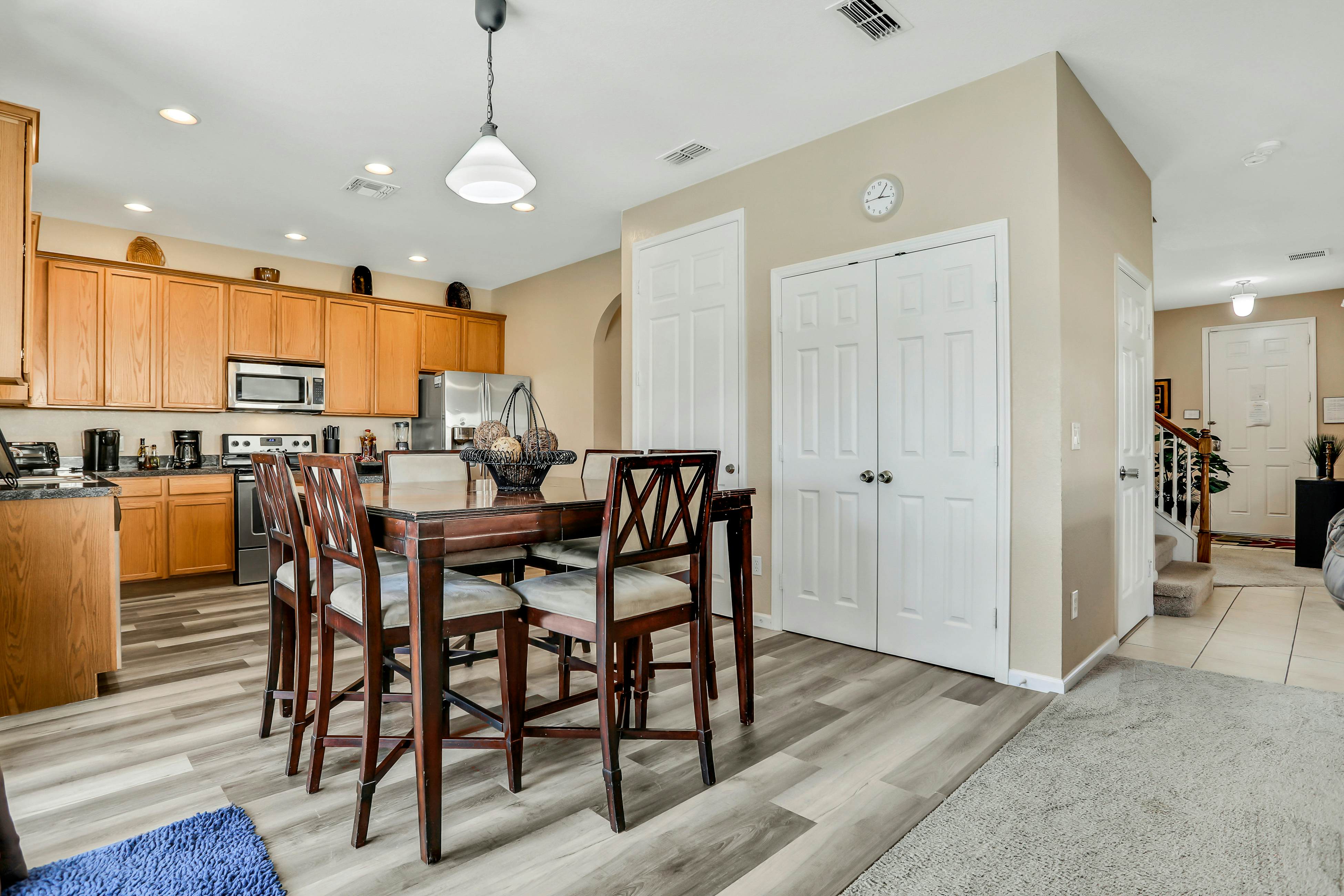 Castle Street Memories - Trafalgar Village Resort