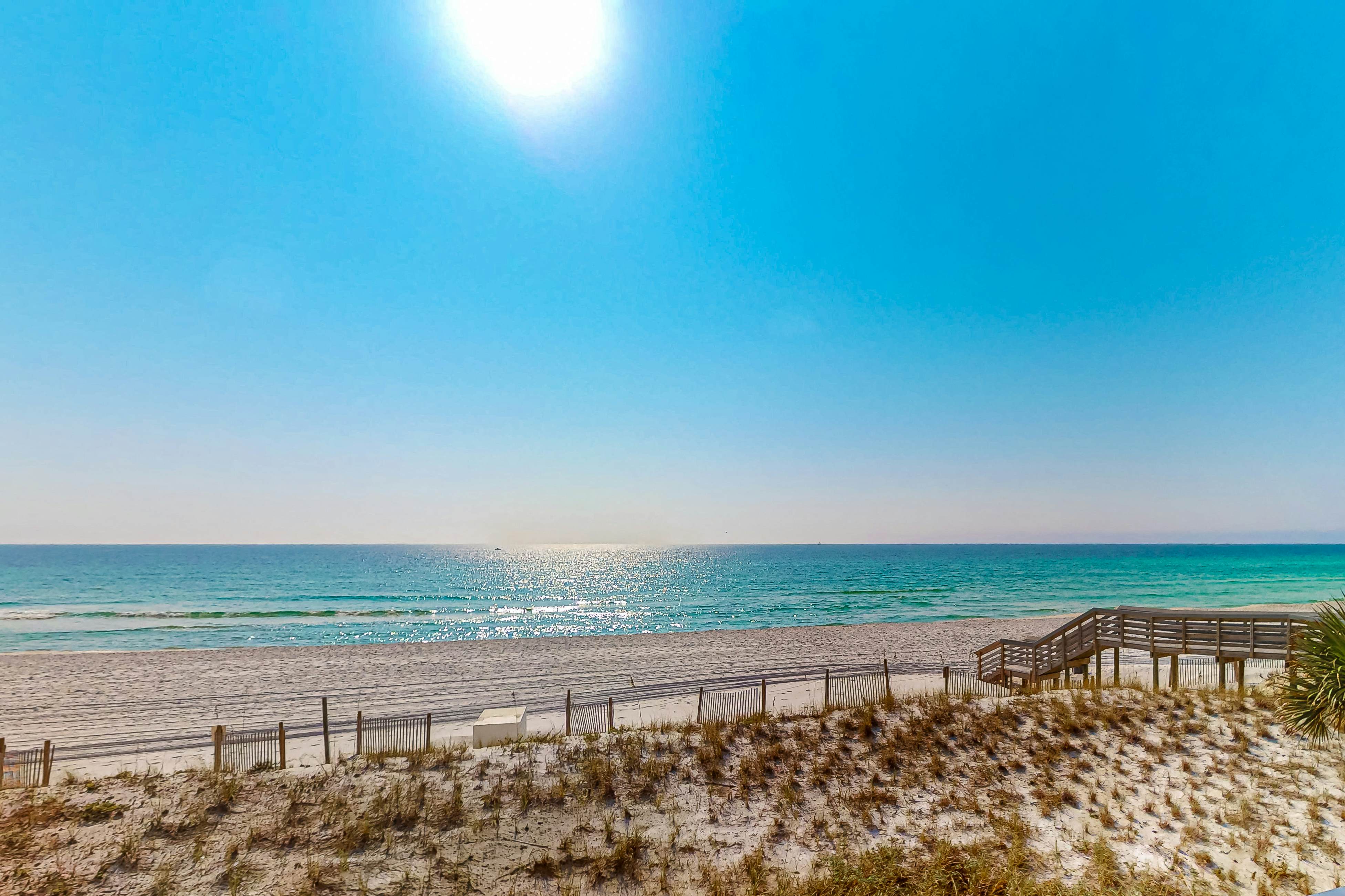 Emerald Towers West 2007