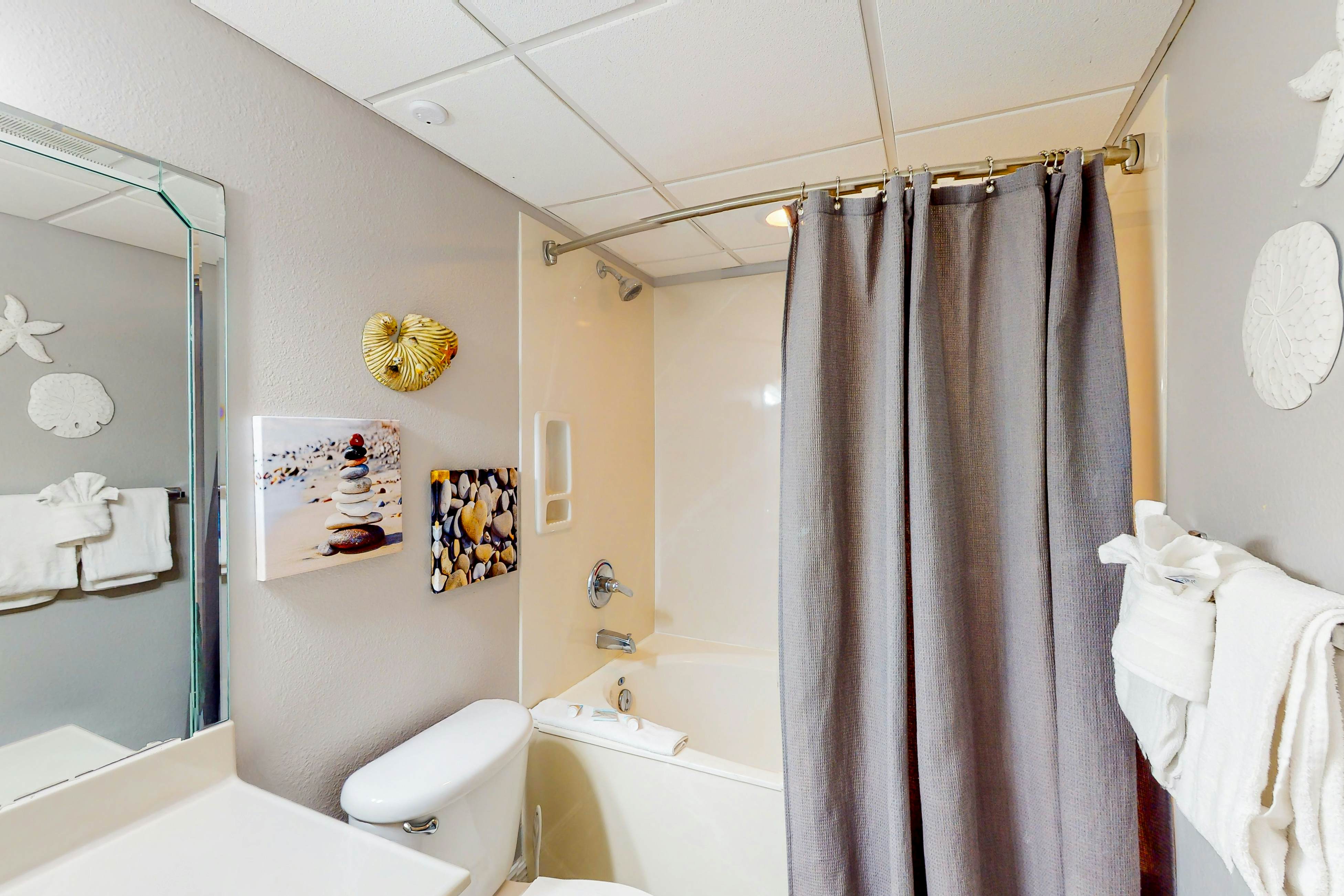 Emerald Beach Resort 536