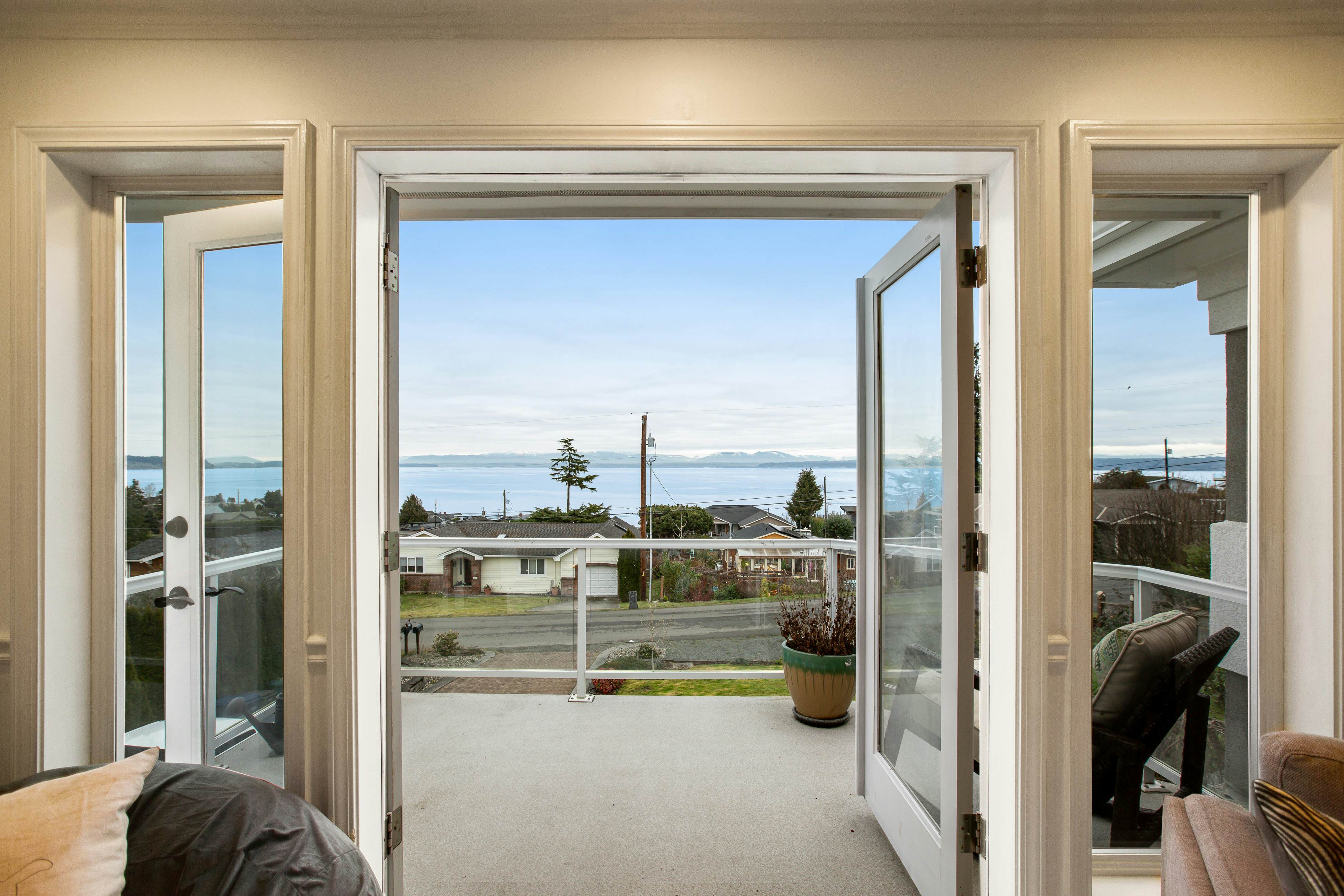 Island Time Escape 4 BD Camano Island, WA Vacation Rental Vacasa