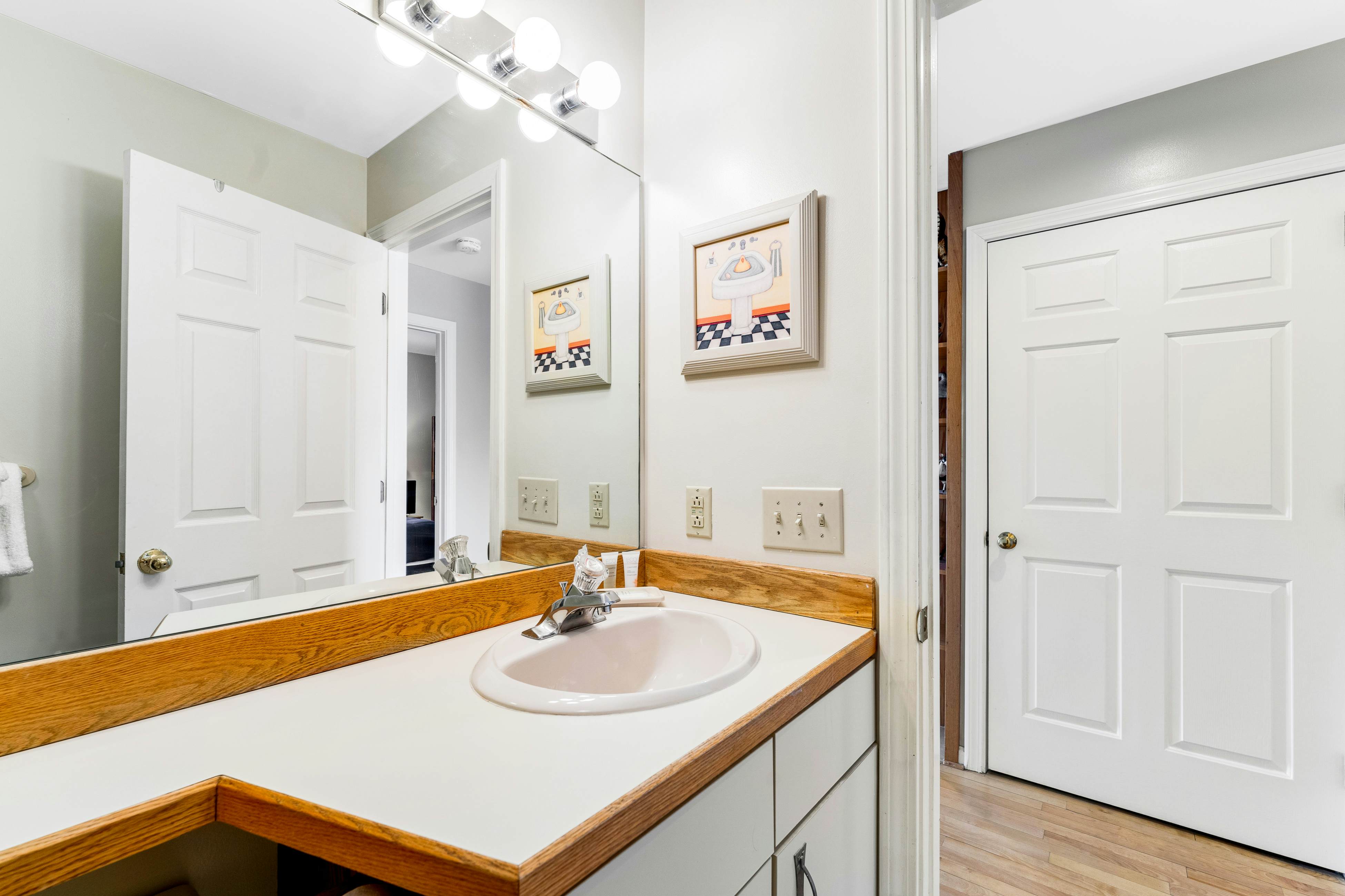 Mountainside Resort K204