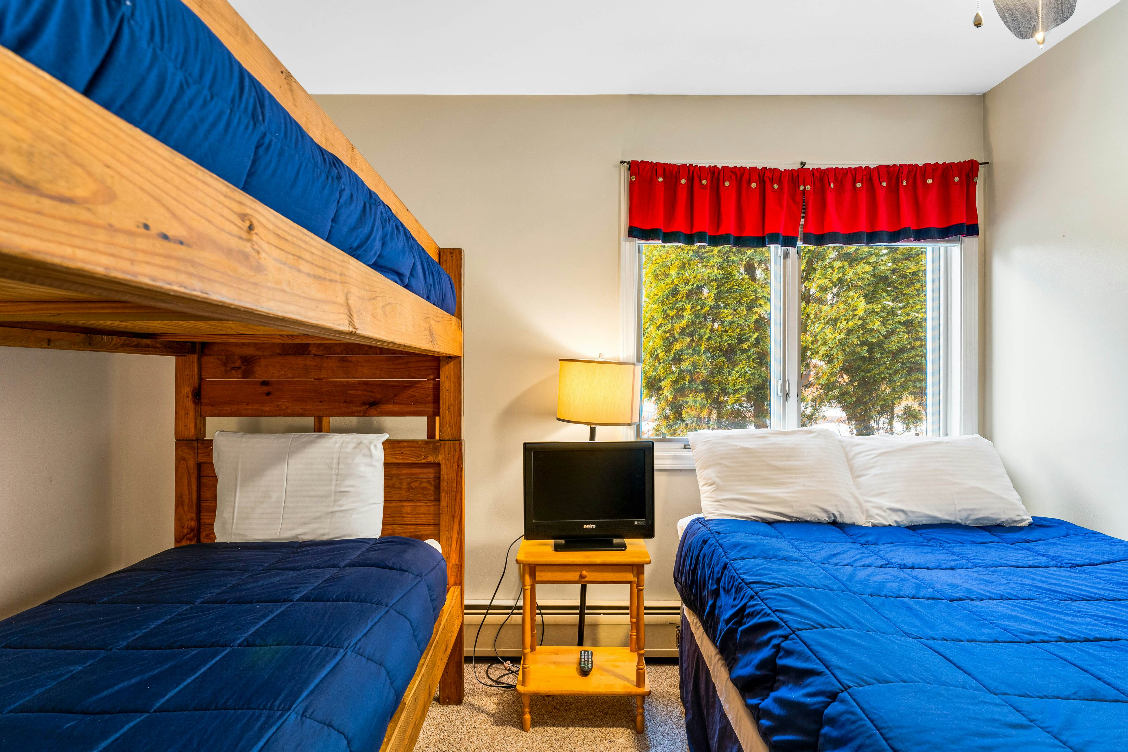 Mountainside Resort K204