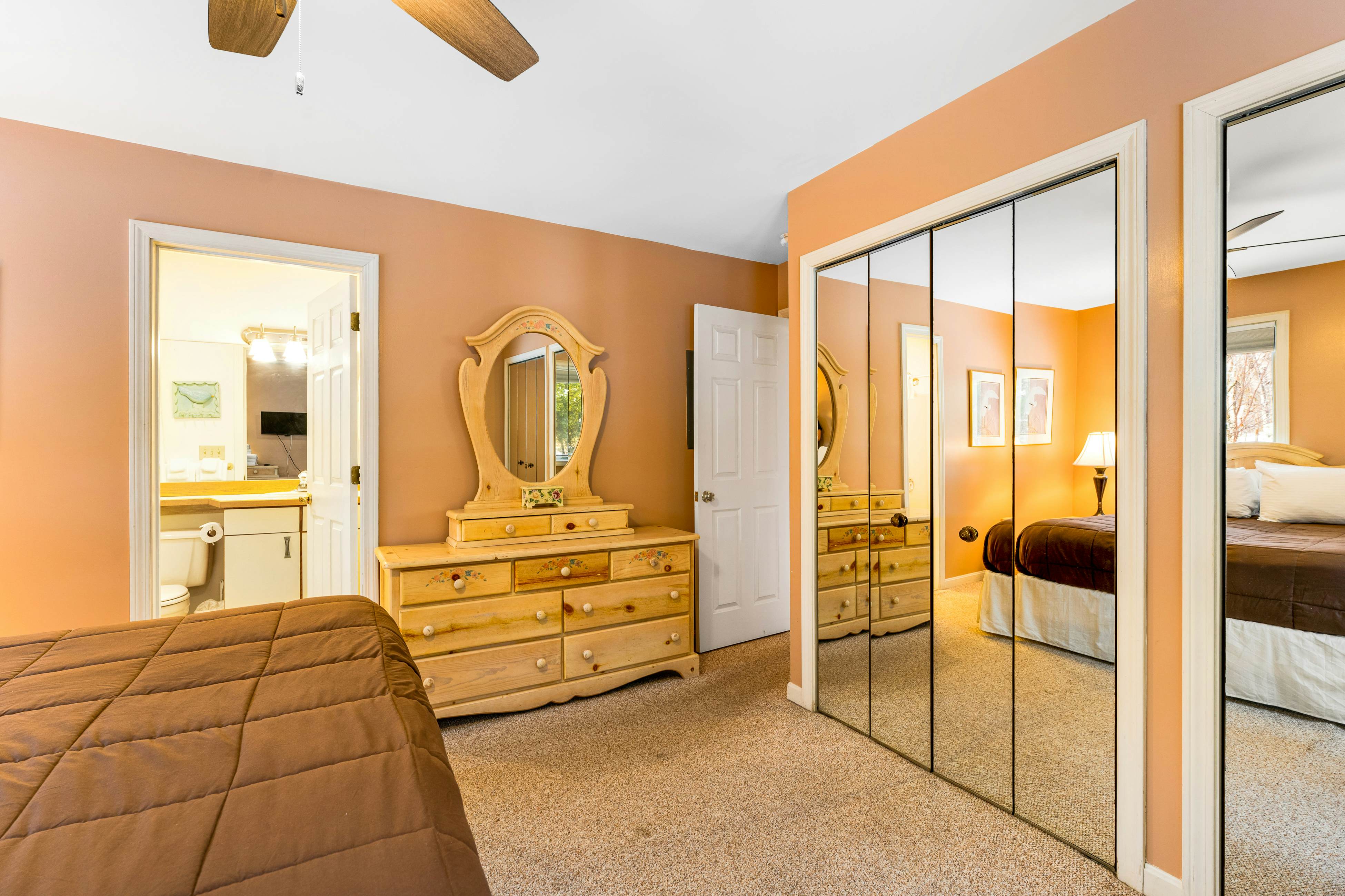 Mountainside Resort K204