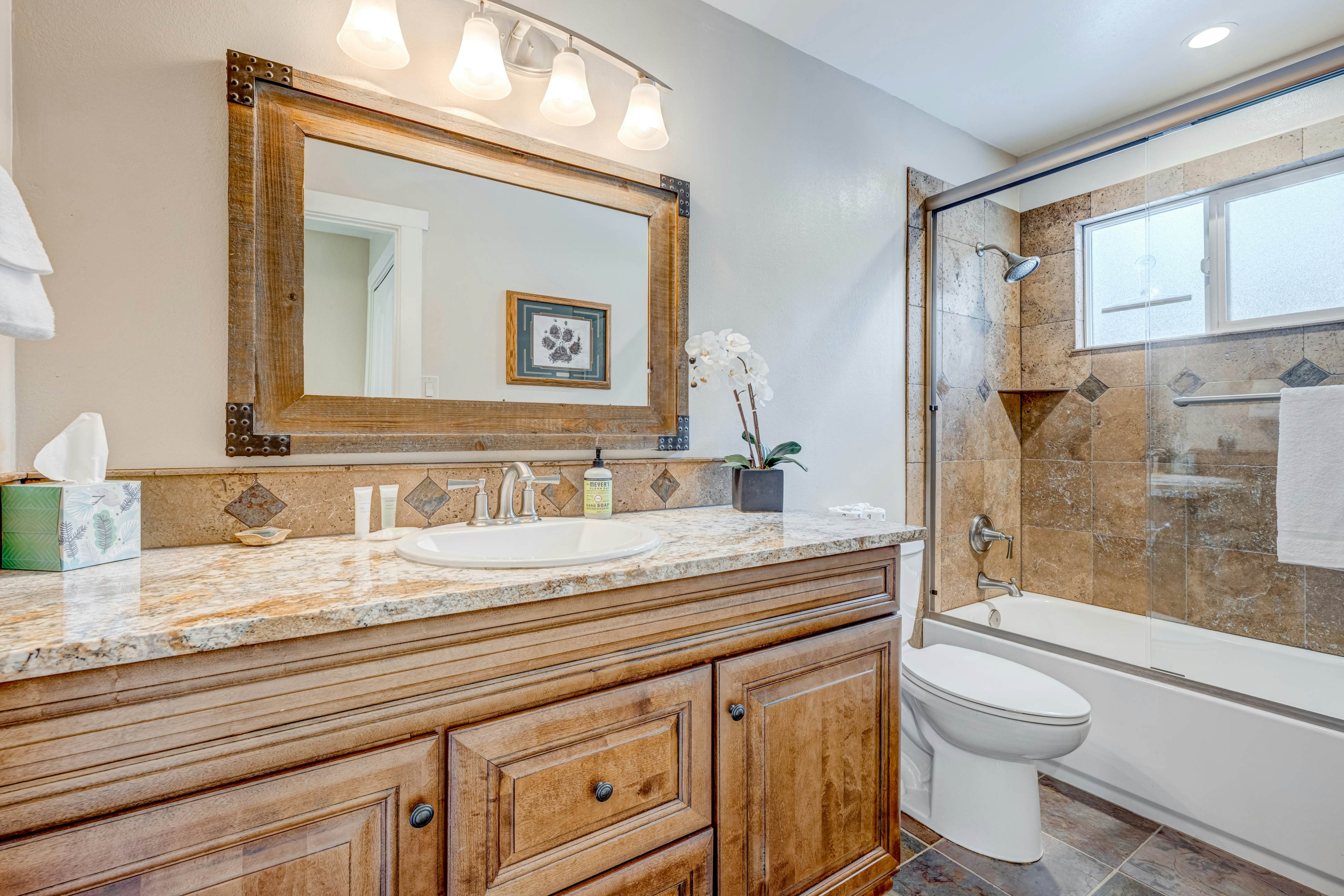 Comfort is Key Cabin