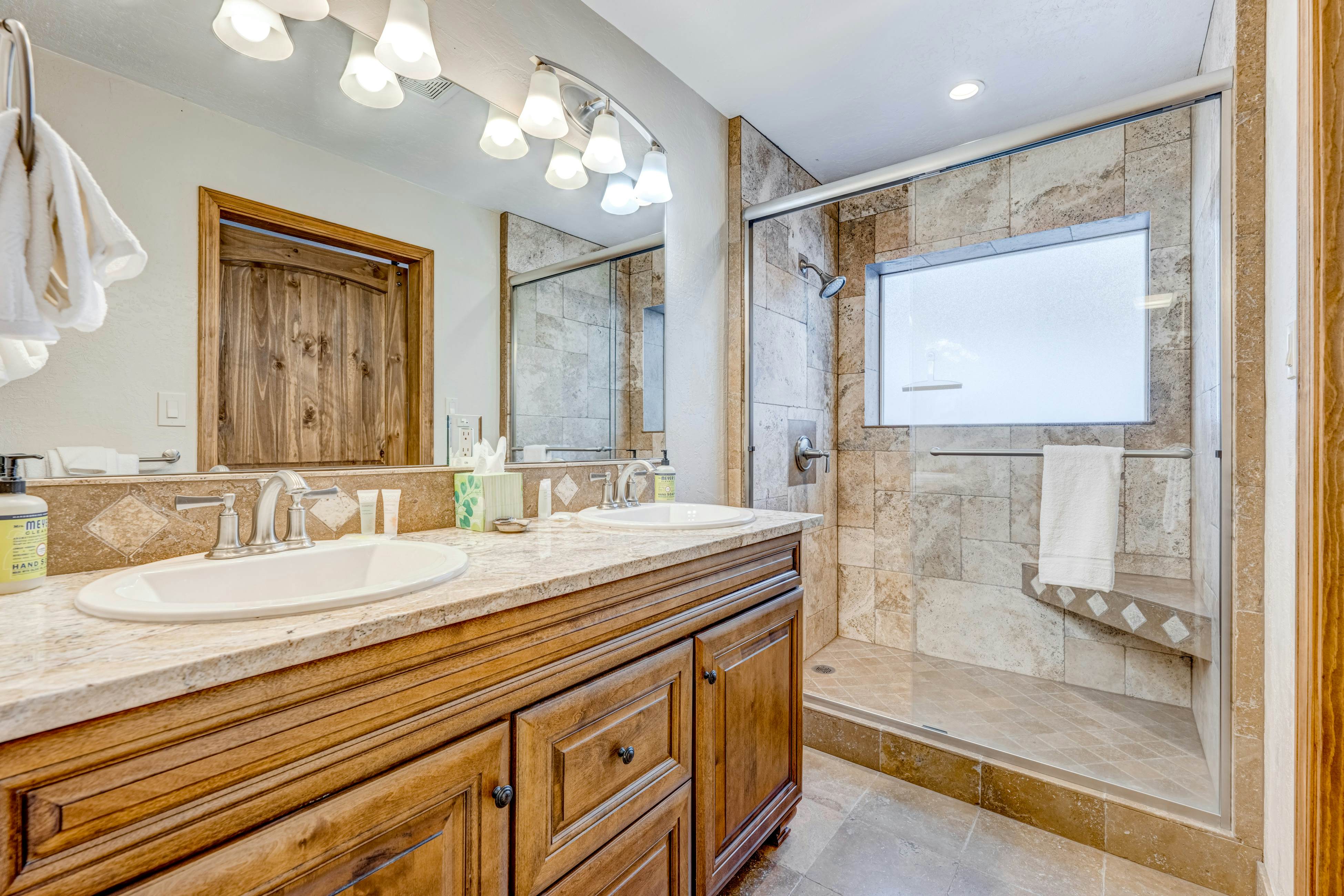 Comfort is Key Cabin