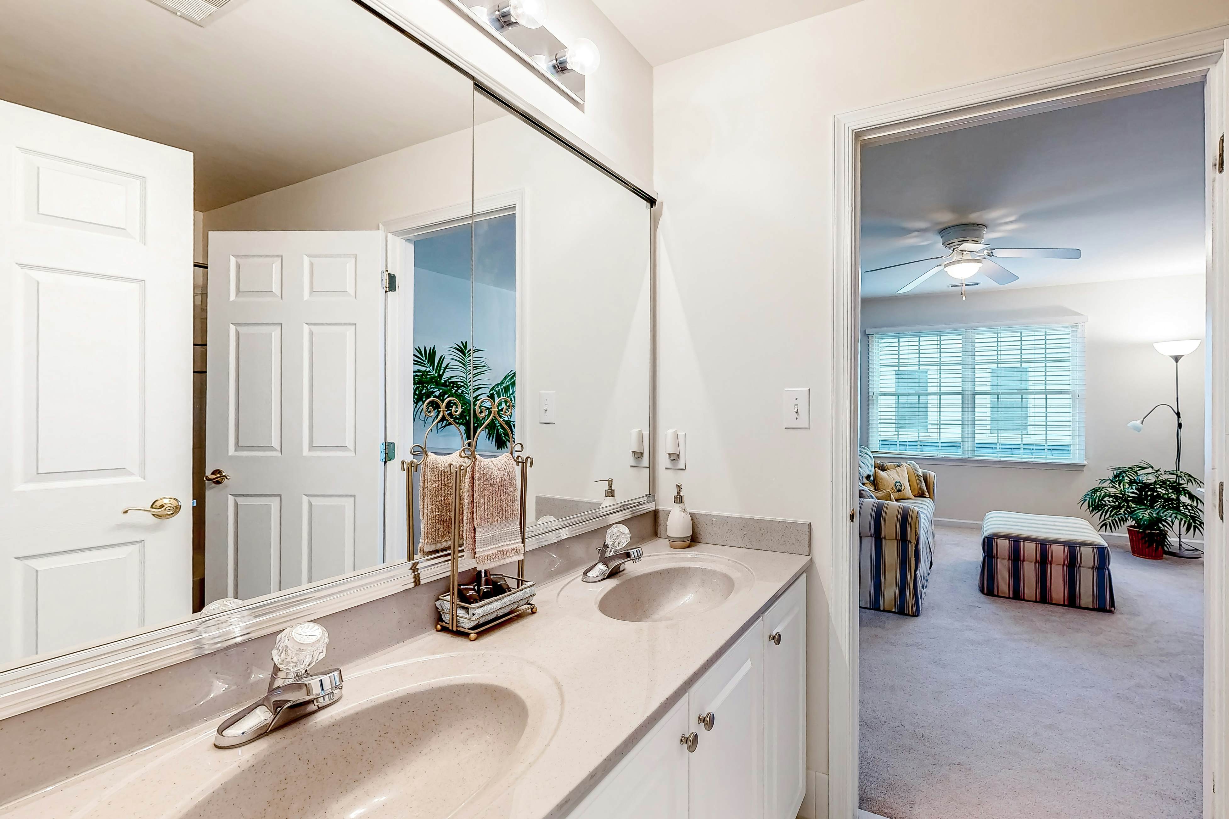 Bethany Lakes --- 38358 Virginia Dr