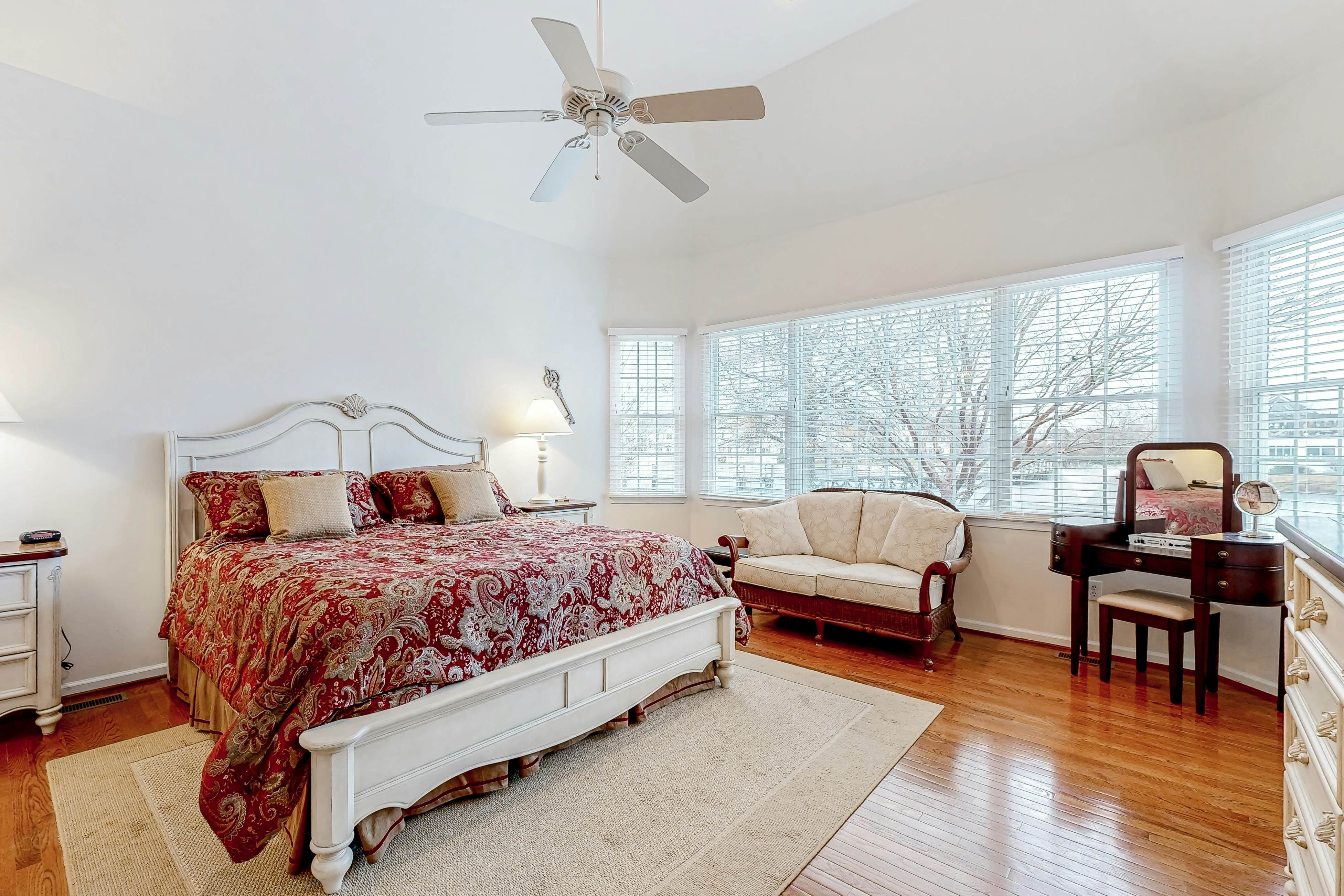 Bethany Lakes --- 38358 Virginia Dr