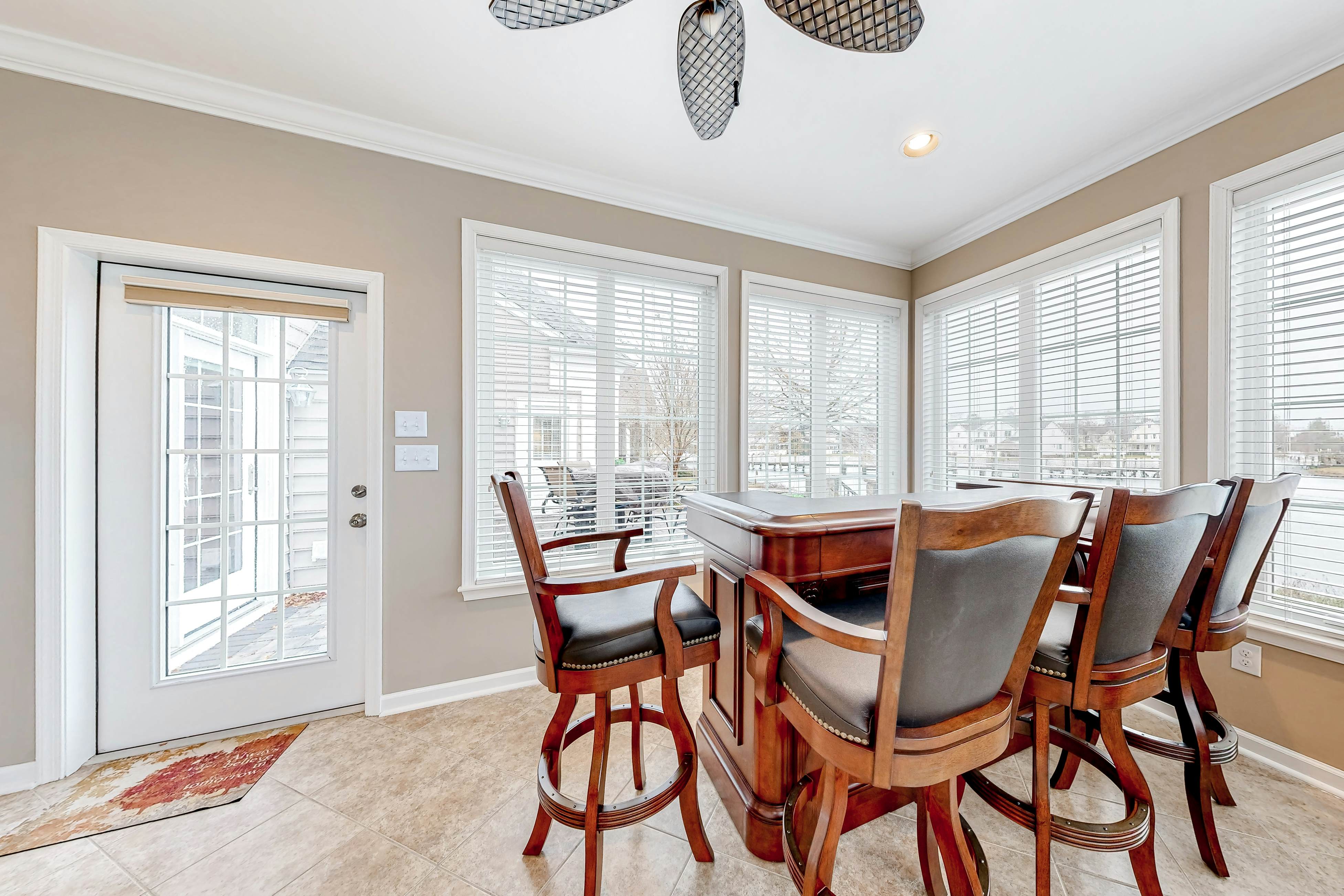 Bethany Lakes --- 38358 Virginia Dr