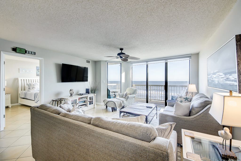 Oceanfront villa with incredible views, balcony & 2 community pools — Folly Beach, SC — vacation rental