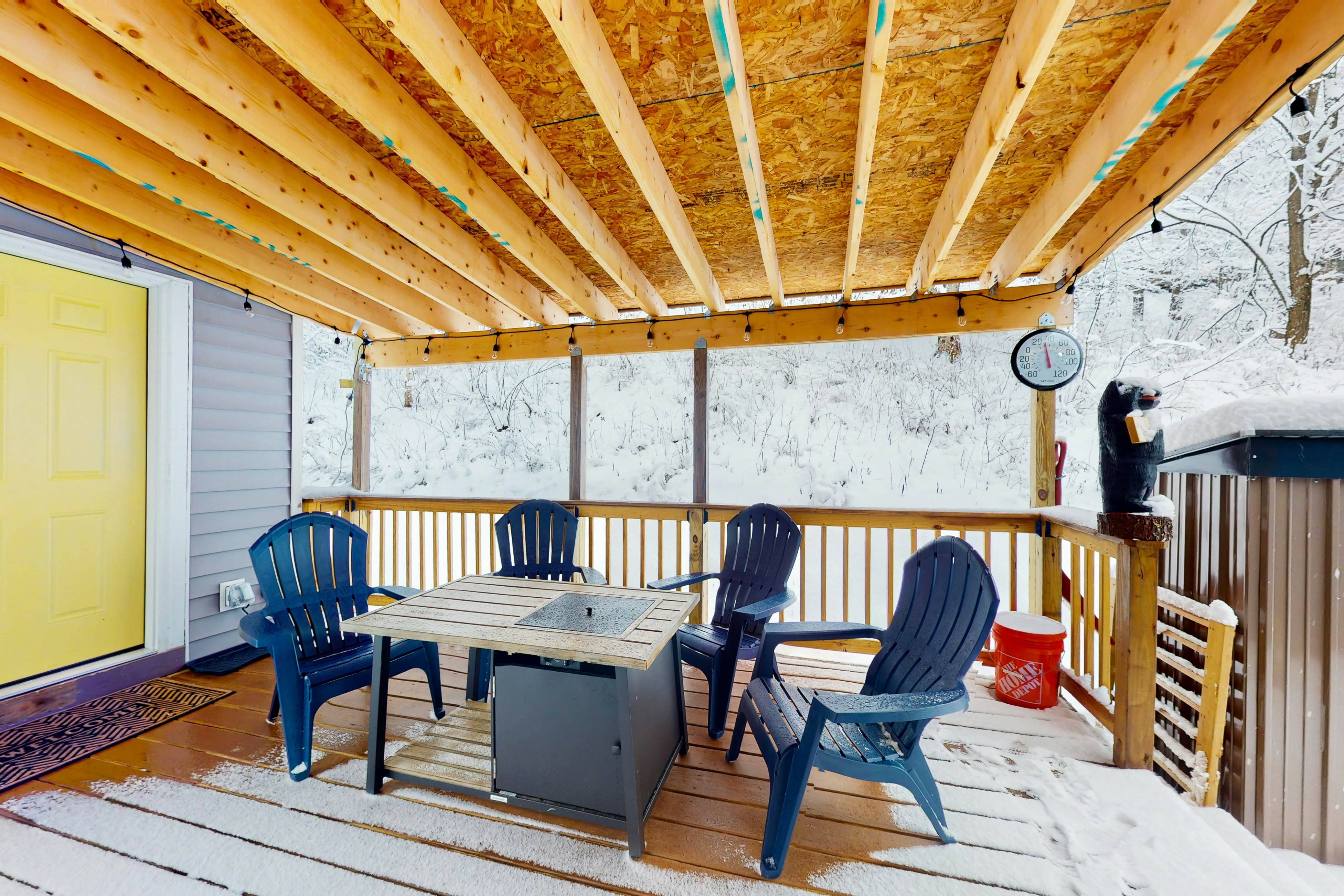 Tiny Homes on Pleasant